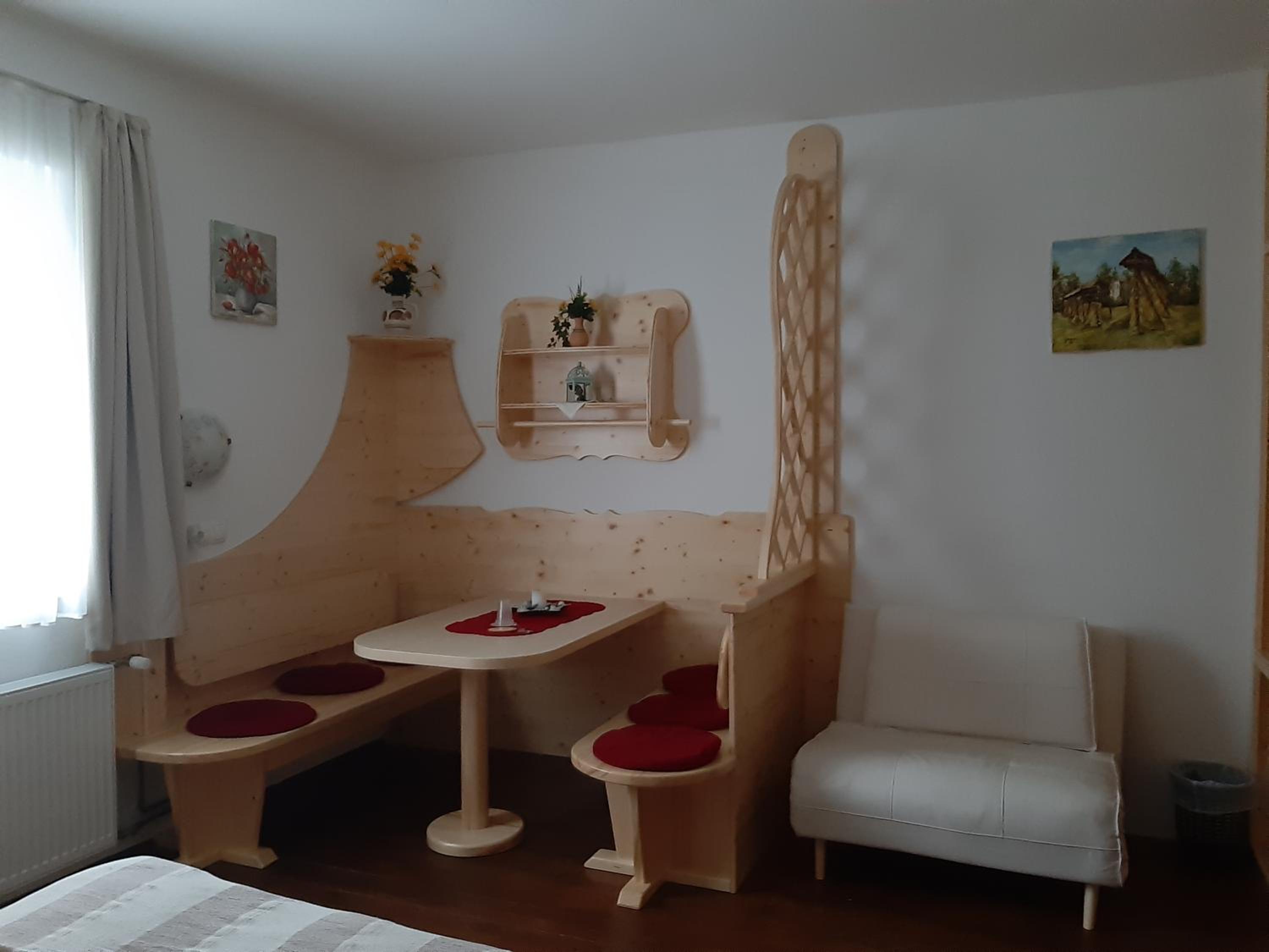 Quadruple Room with Shared Bathroom photo 1