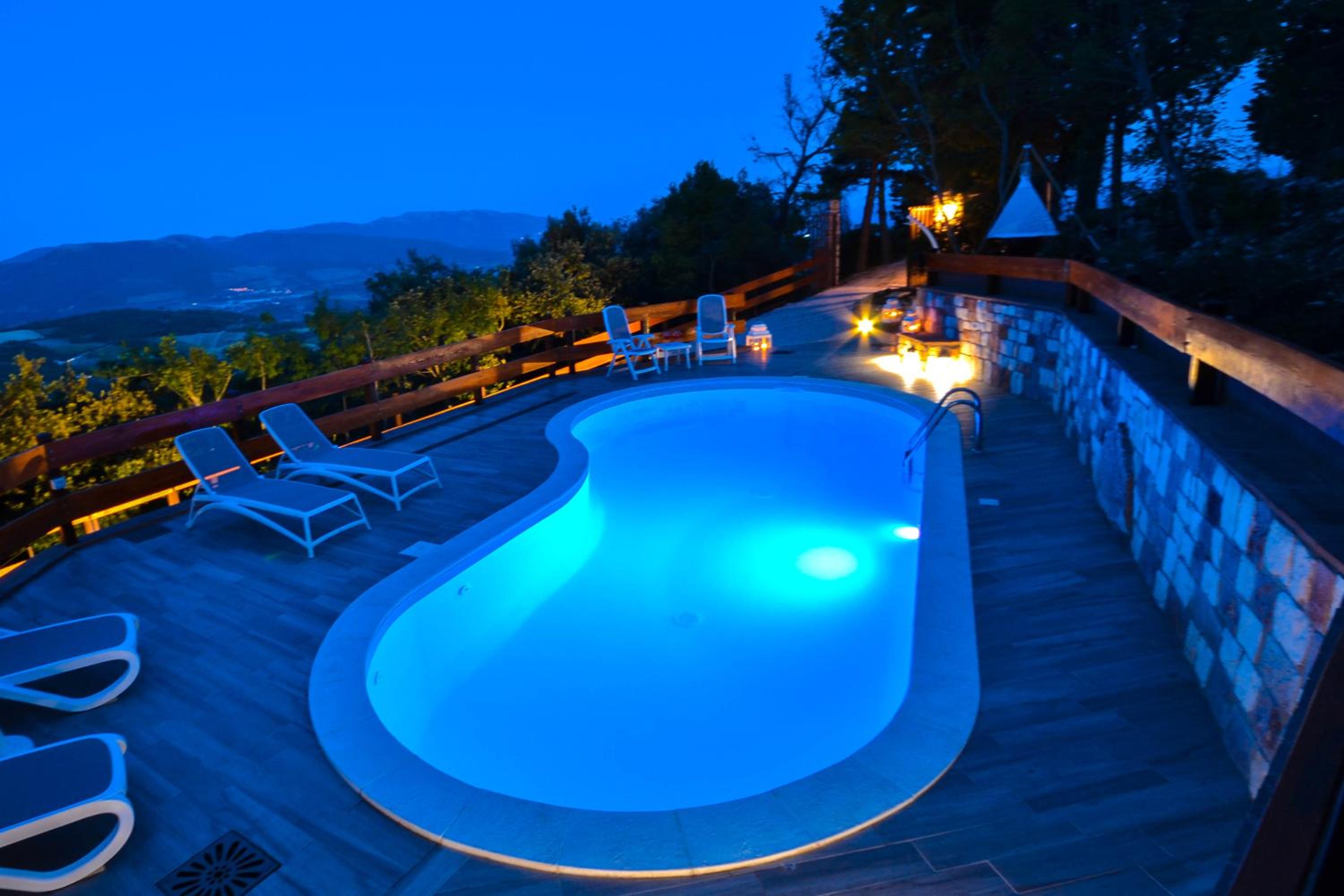 Villa photo 2