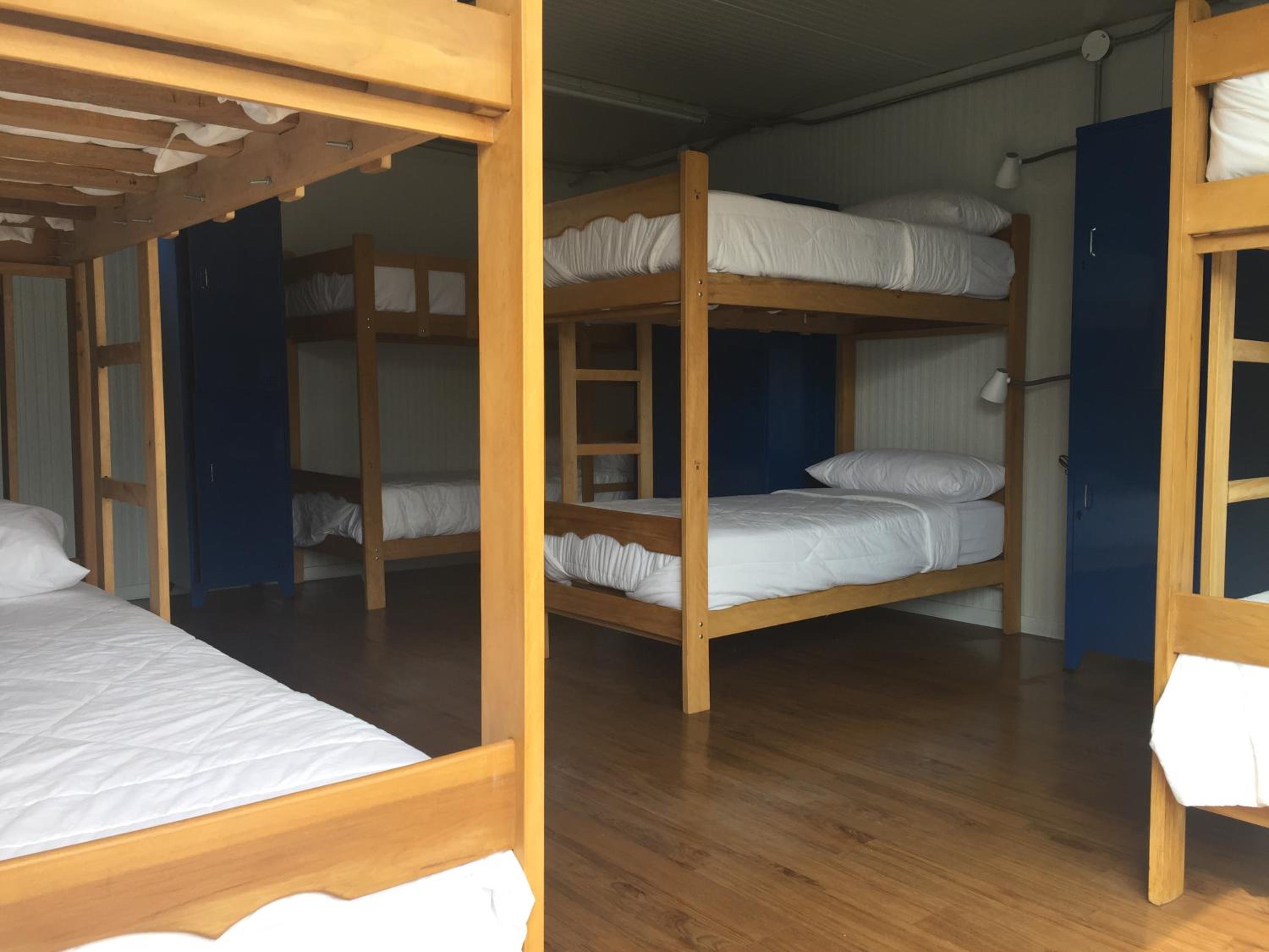 10-Bed Mixed Dormitory Room photo 1
