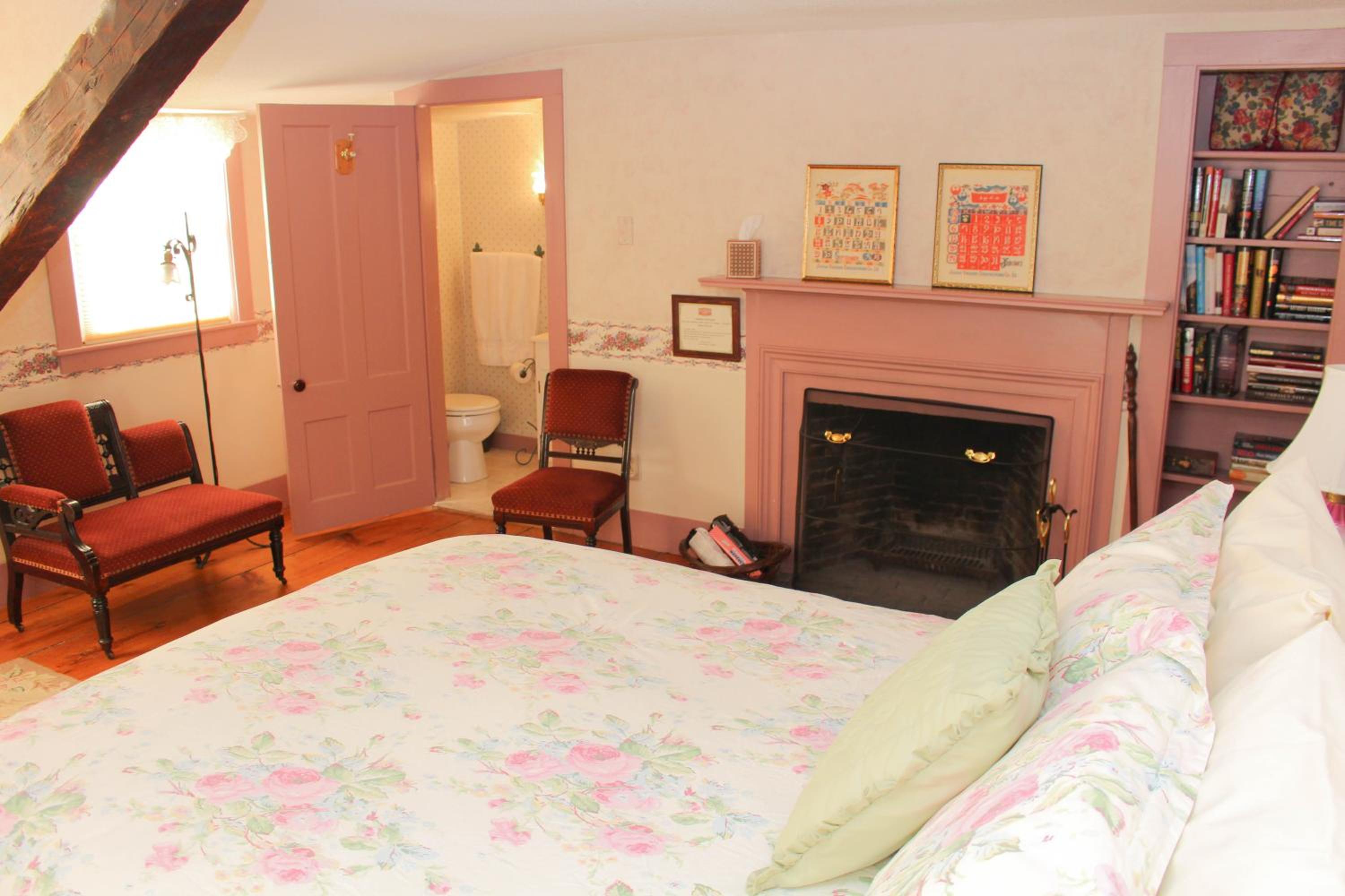 Deluxe Queen Room photo 2