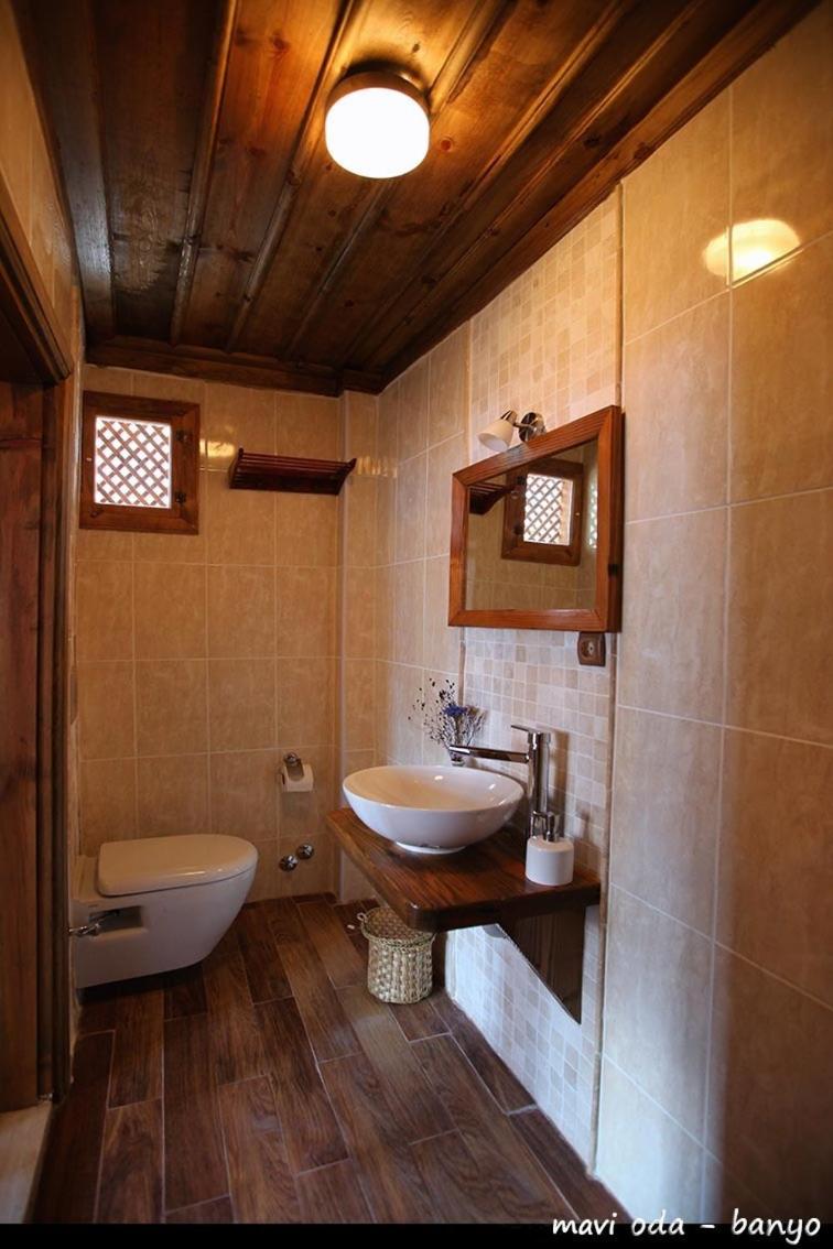 Standard Triple Room photo 2