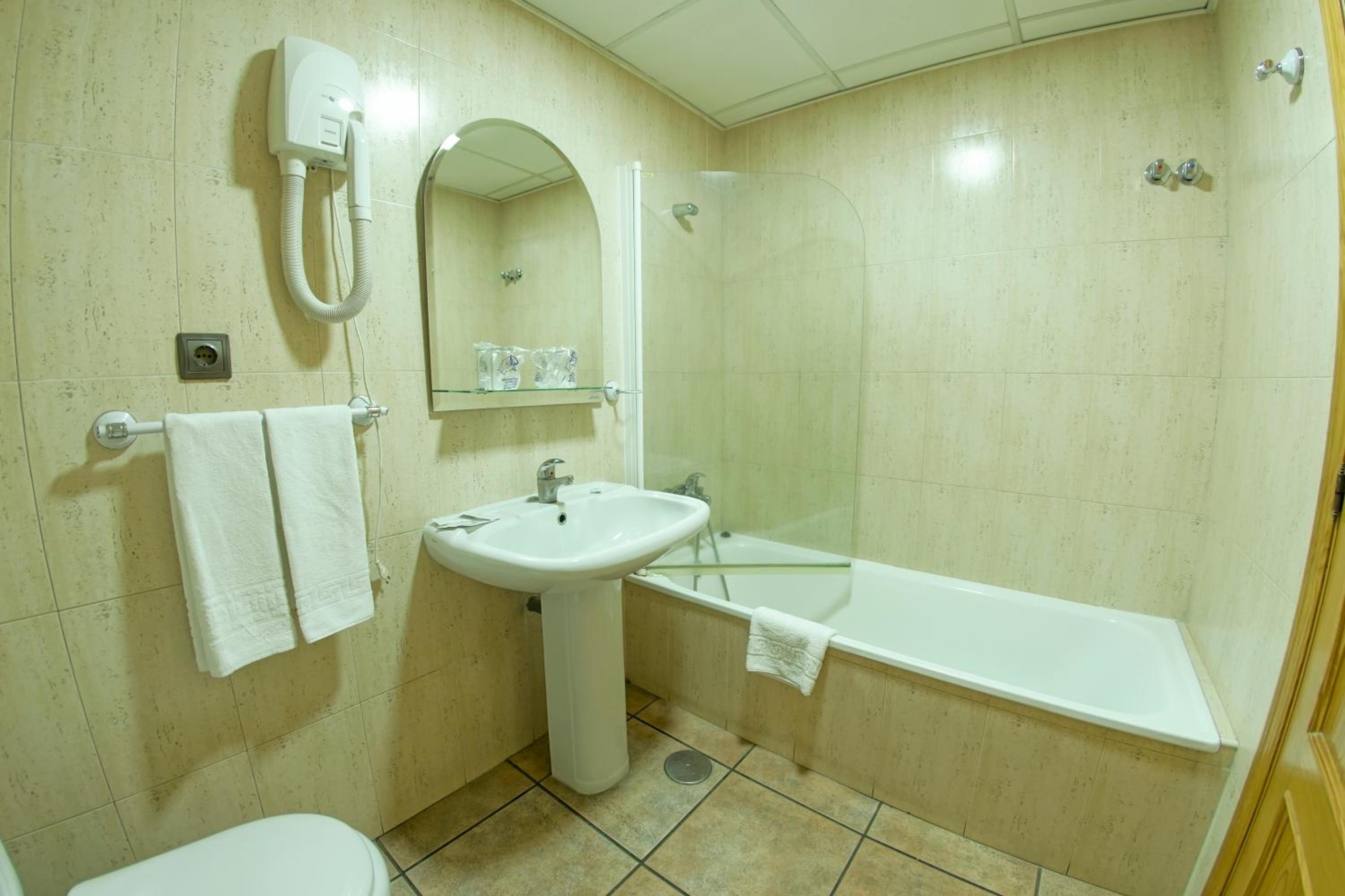 Triple Room photo 2
