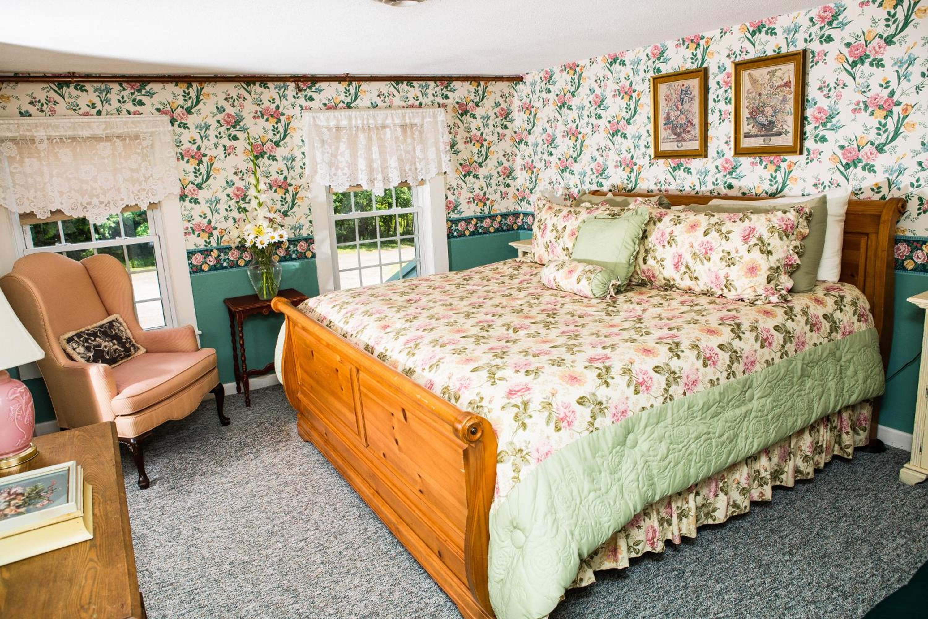Deluxe King Room photo 3