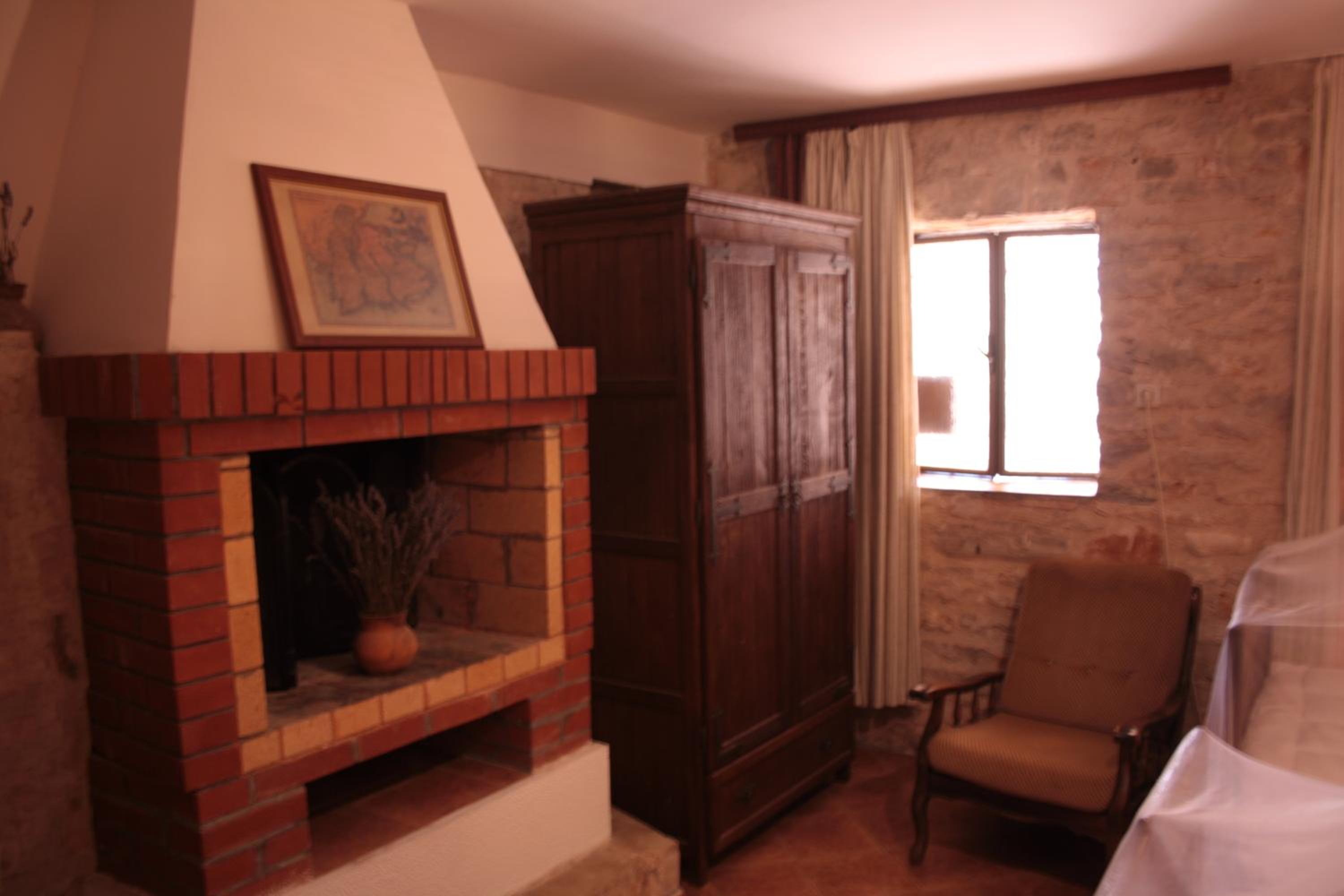 Studio Apartment photo 1