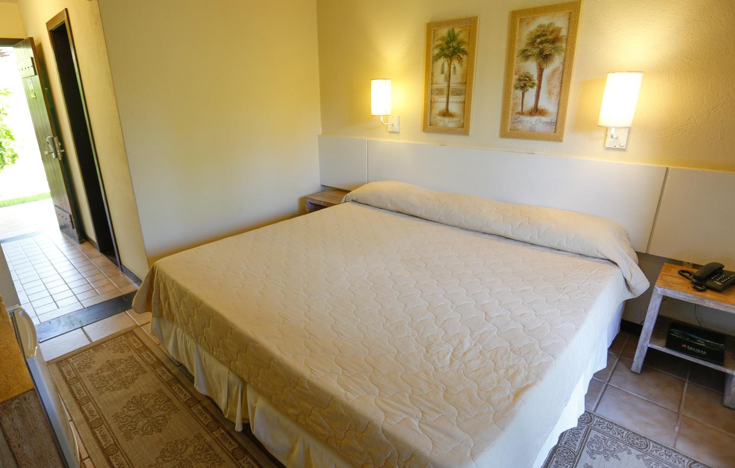 Deluxe Room (2 Adults) photo 1