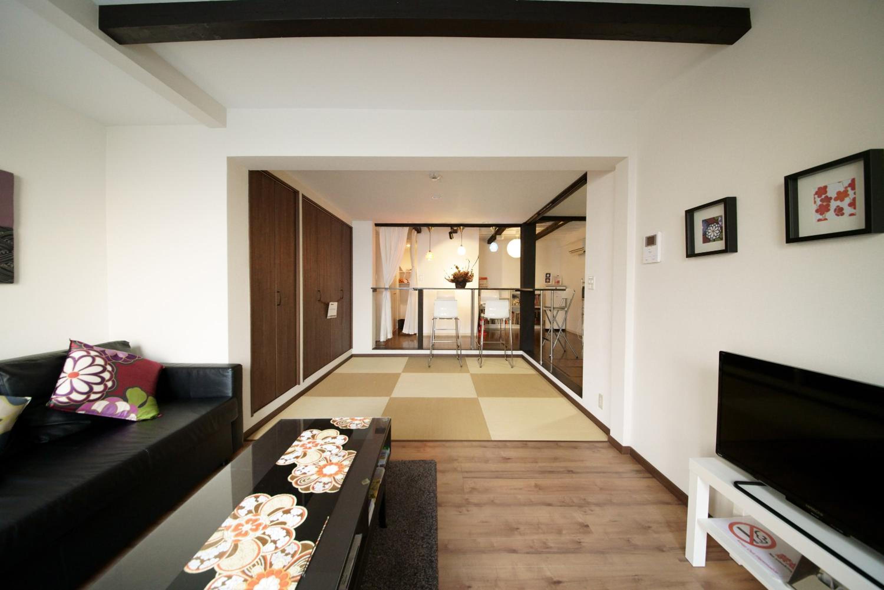 One-Bedroom Apartment - Photo 94