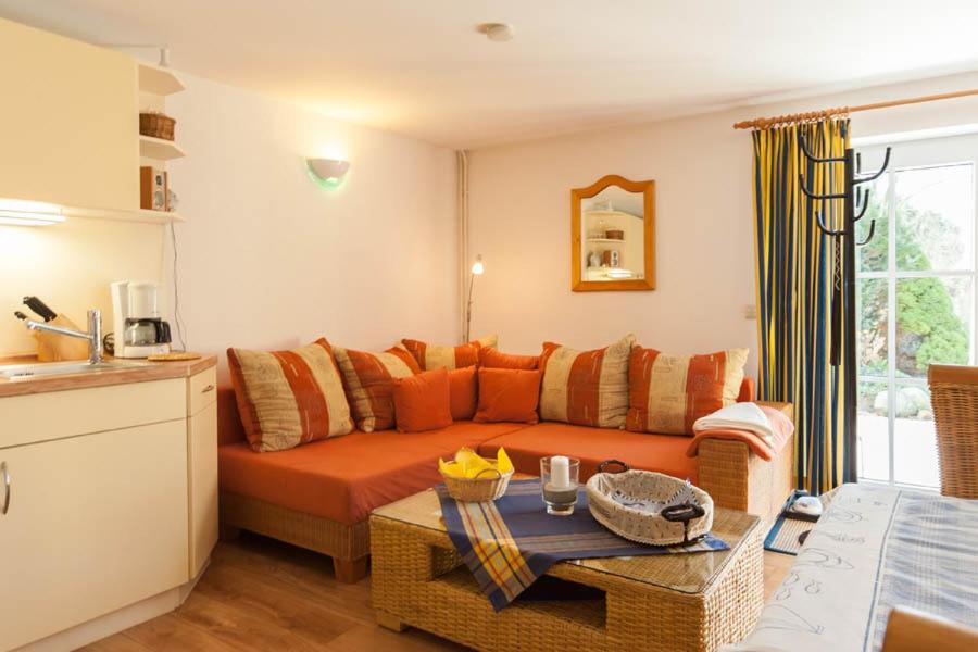 One-Bedroom Apartment with veranda and south terrace - A photo 1