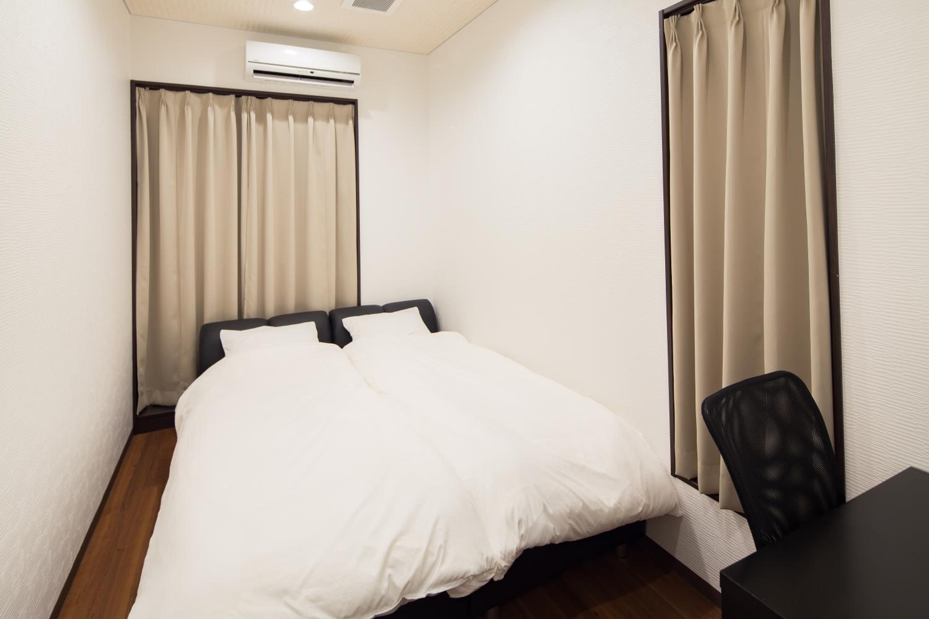 Double Room with Private Bathroom photo 1