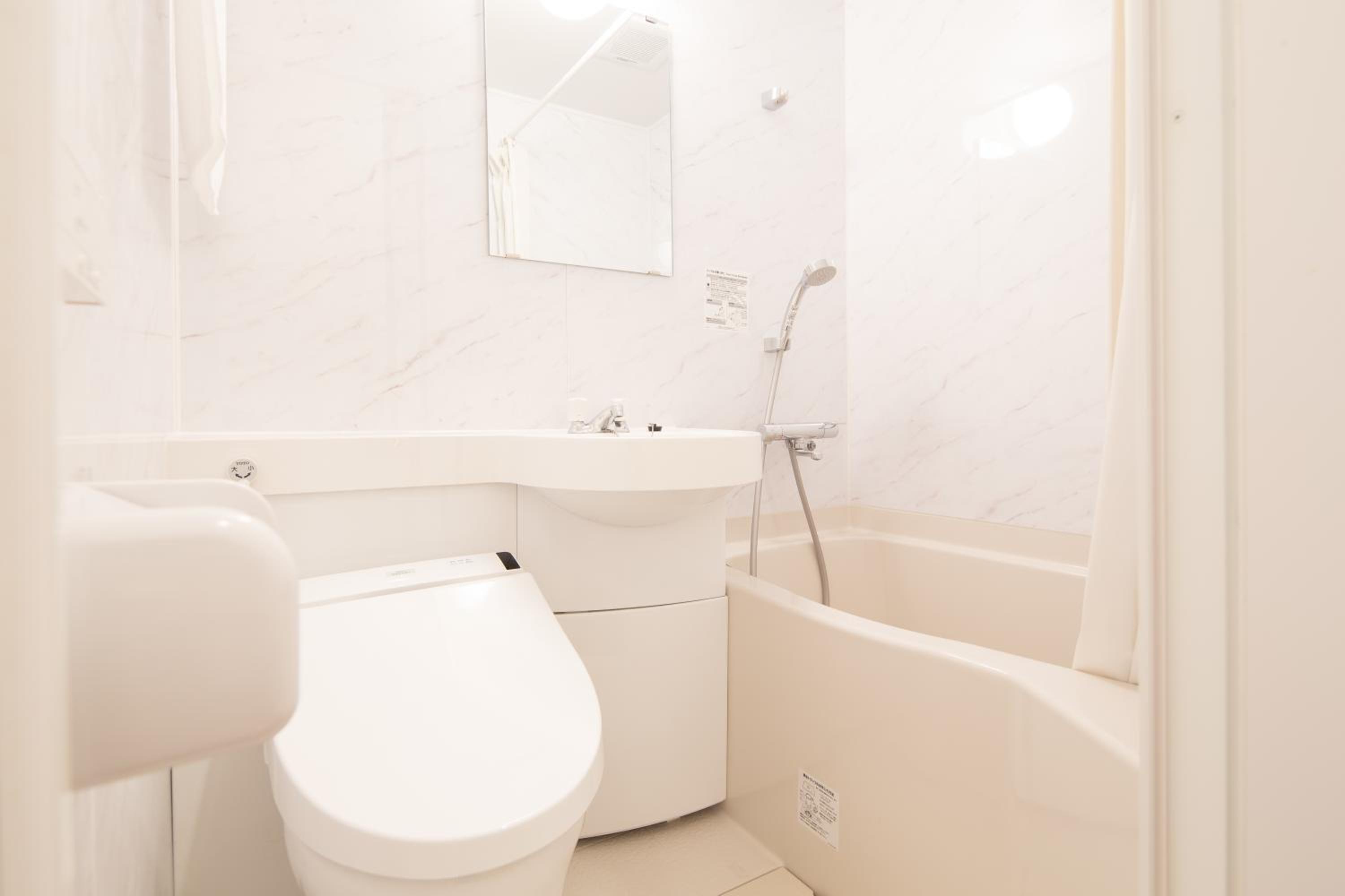 Double Room with Private Bathroom photo 2