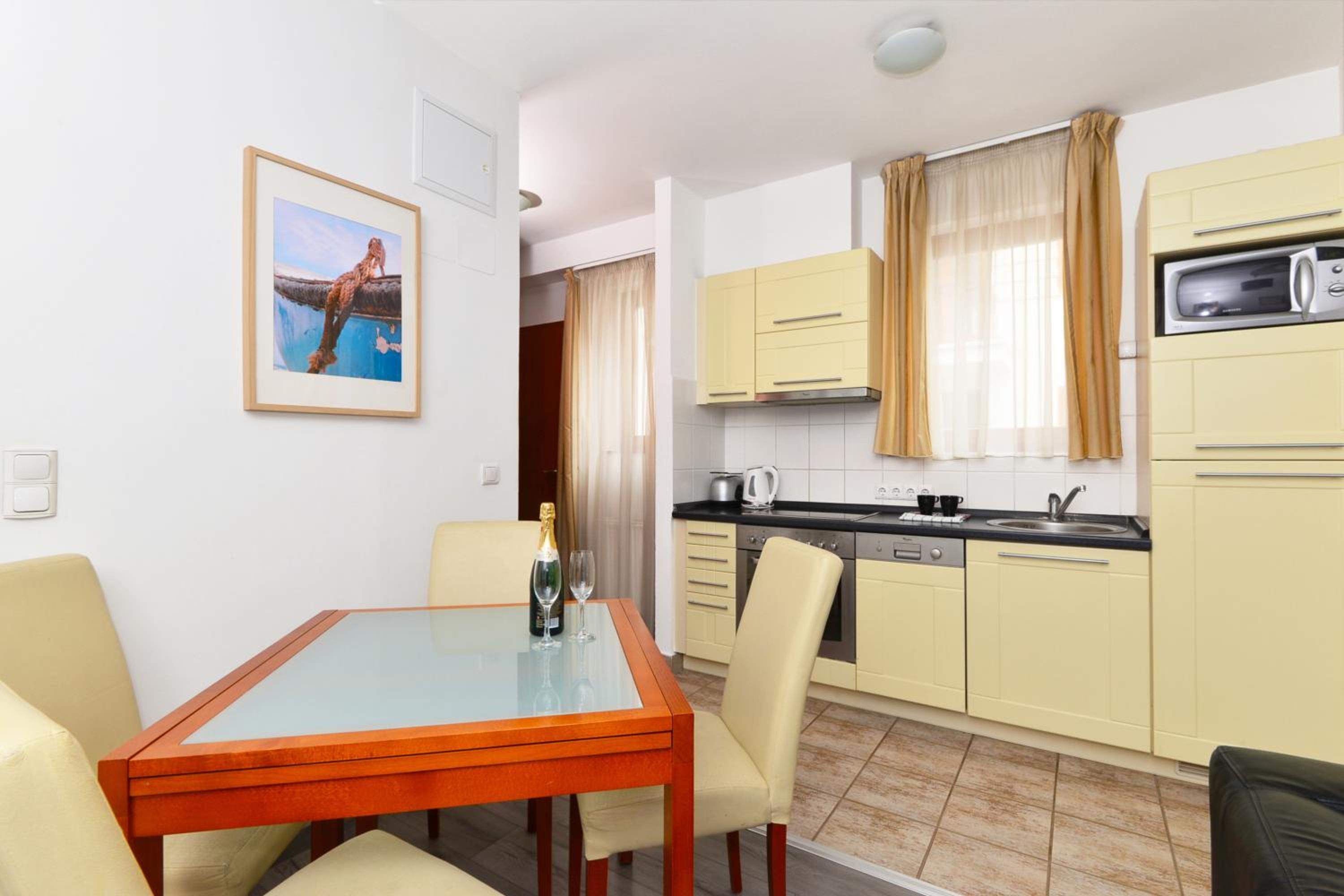 Superior Apartment