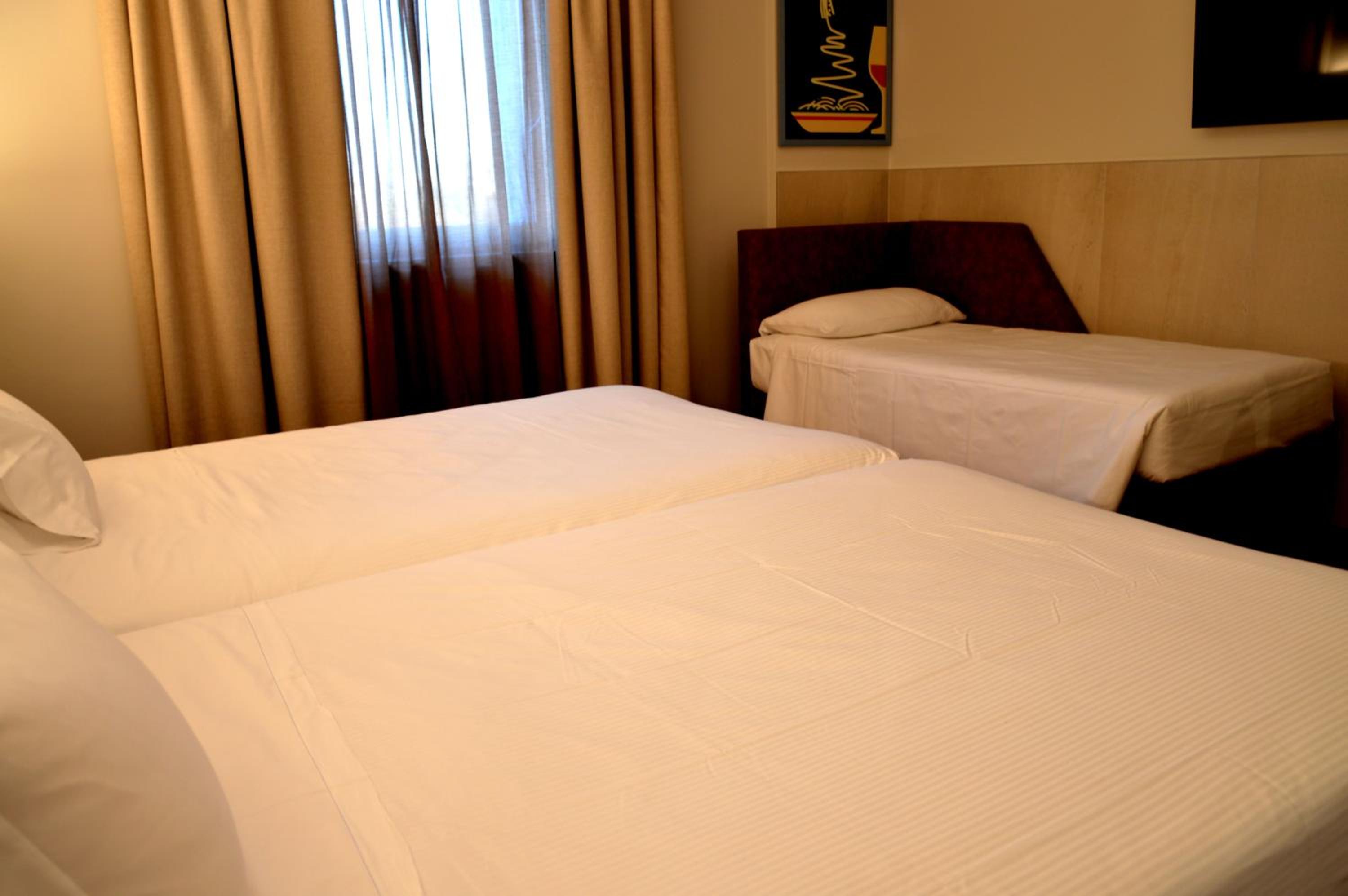 Double Room with Single Bed  - Photo 4