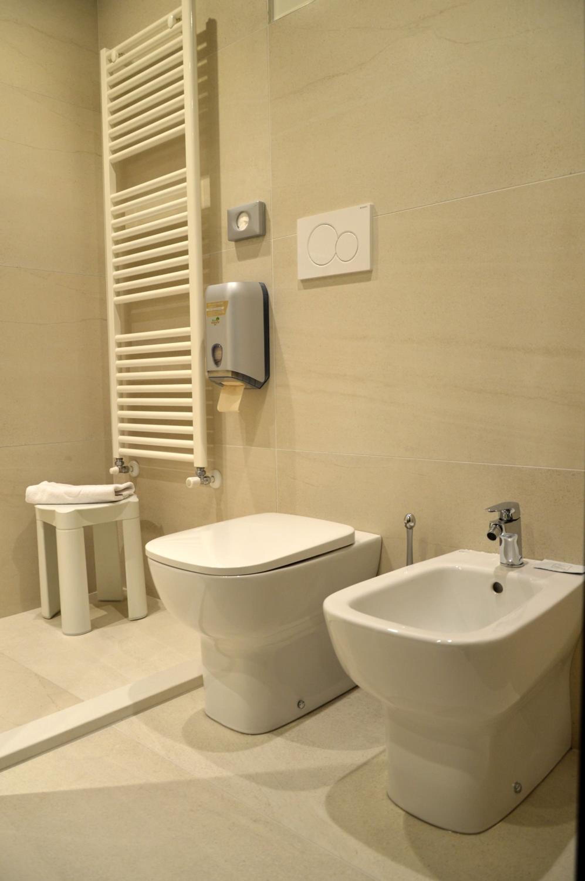 Comfort Twin Room - Non-Smoking - Photo 6