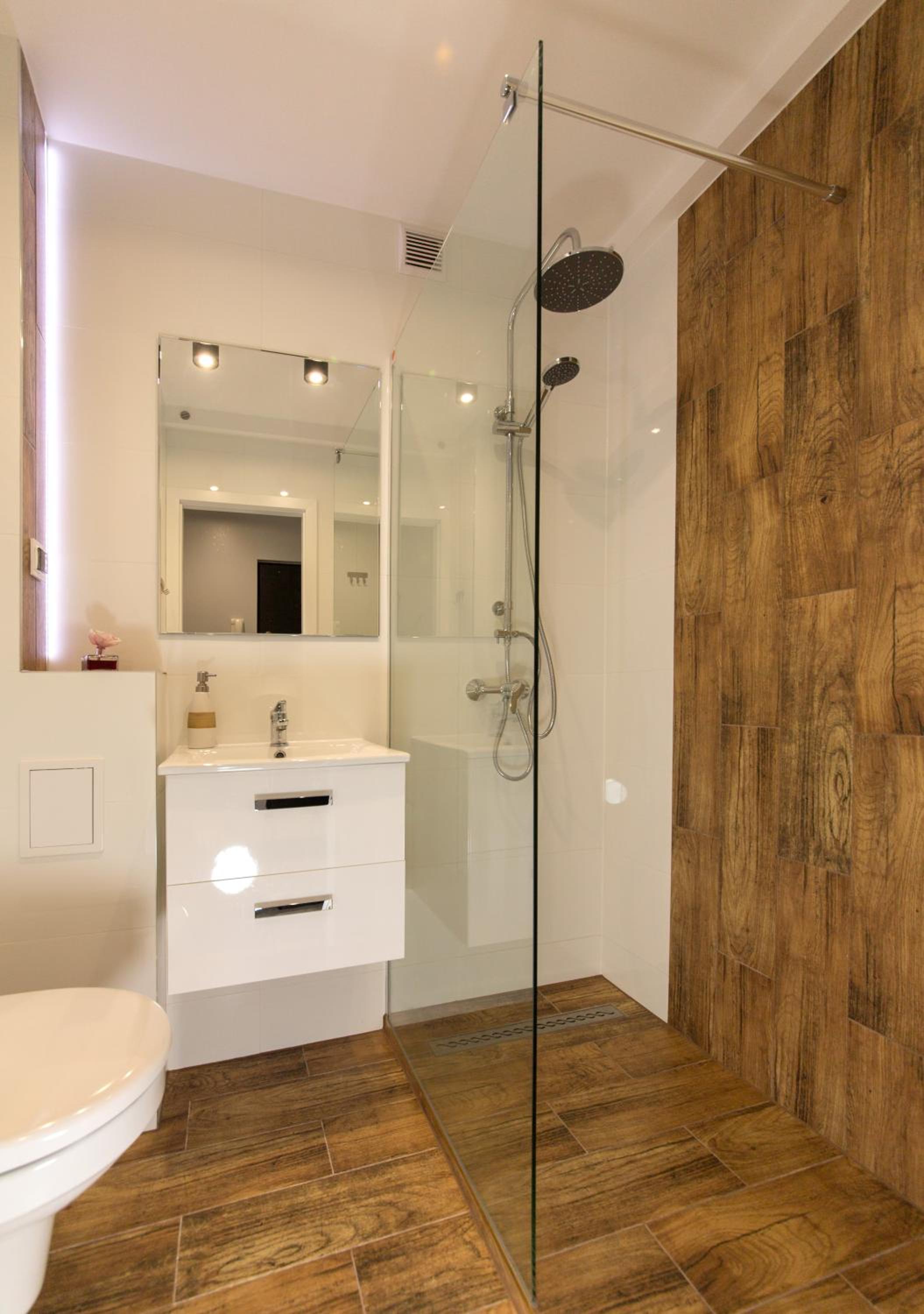One-Bedroom Apartment - Photo 6