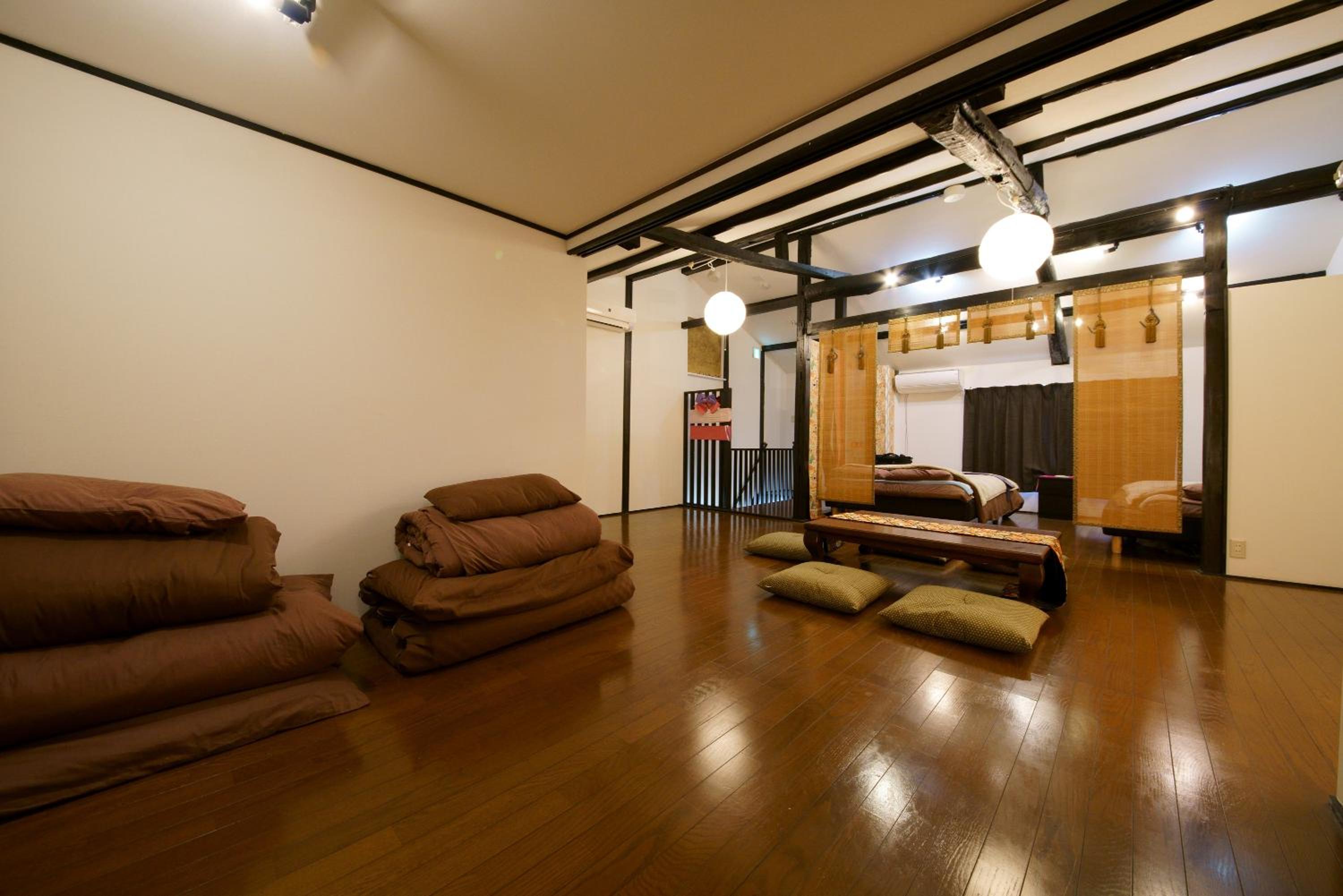 One-Bedroom Apartment - Photo 83