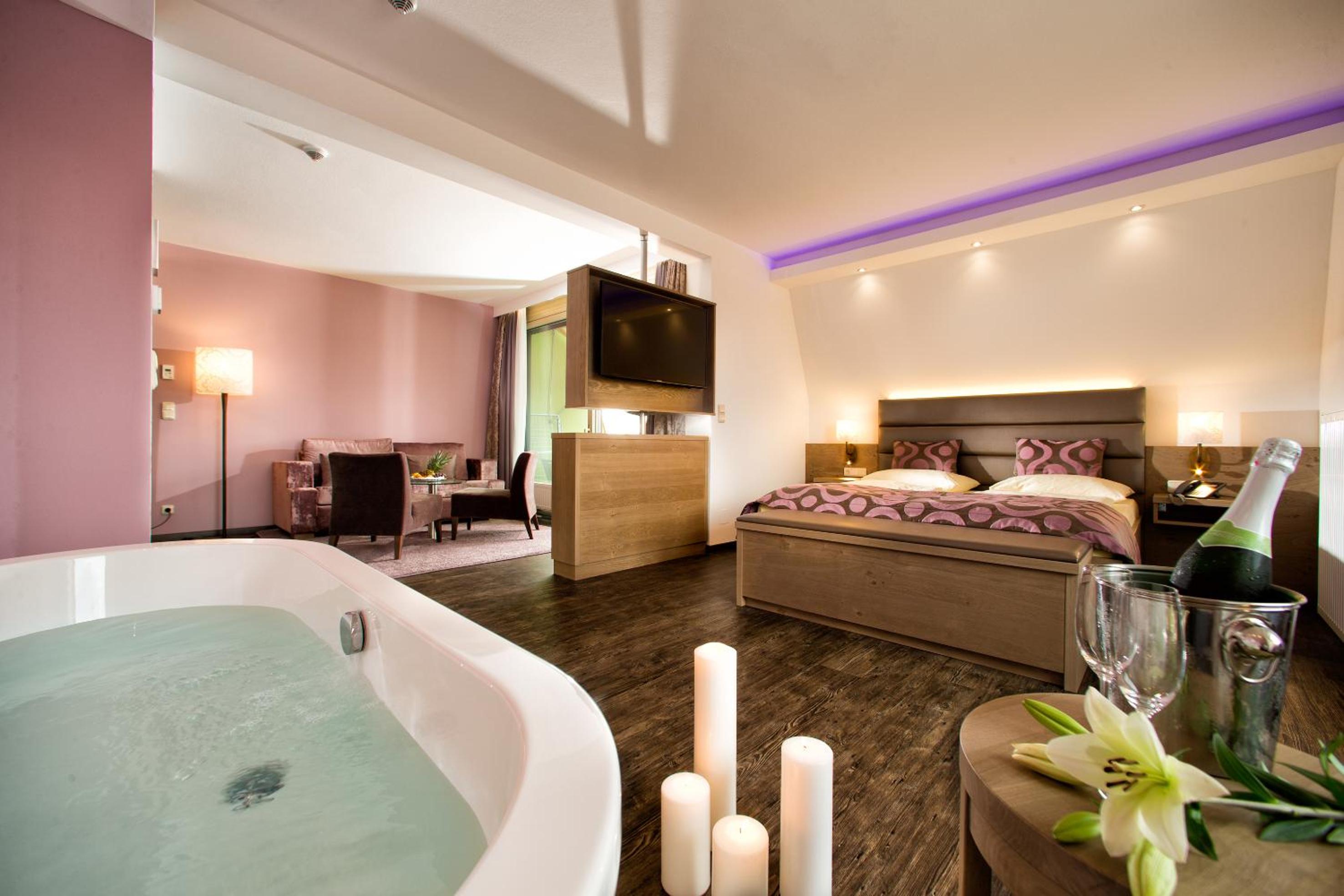 Suite with Thermal Bath Access photo 1