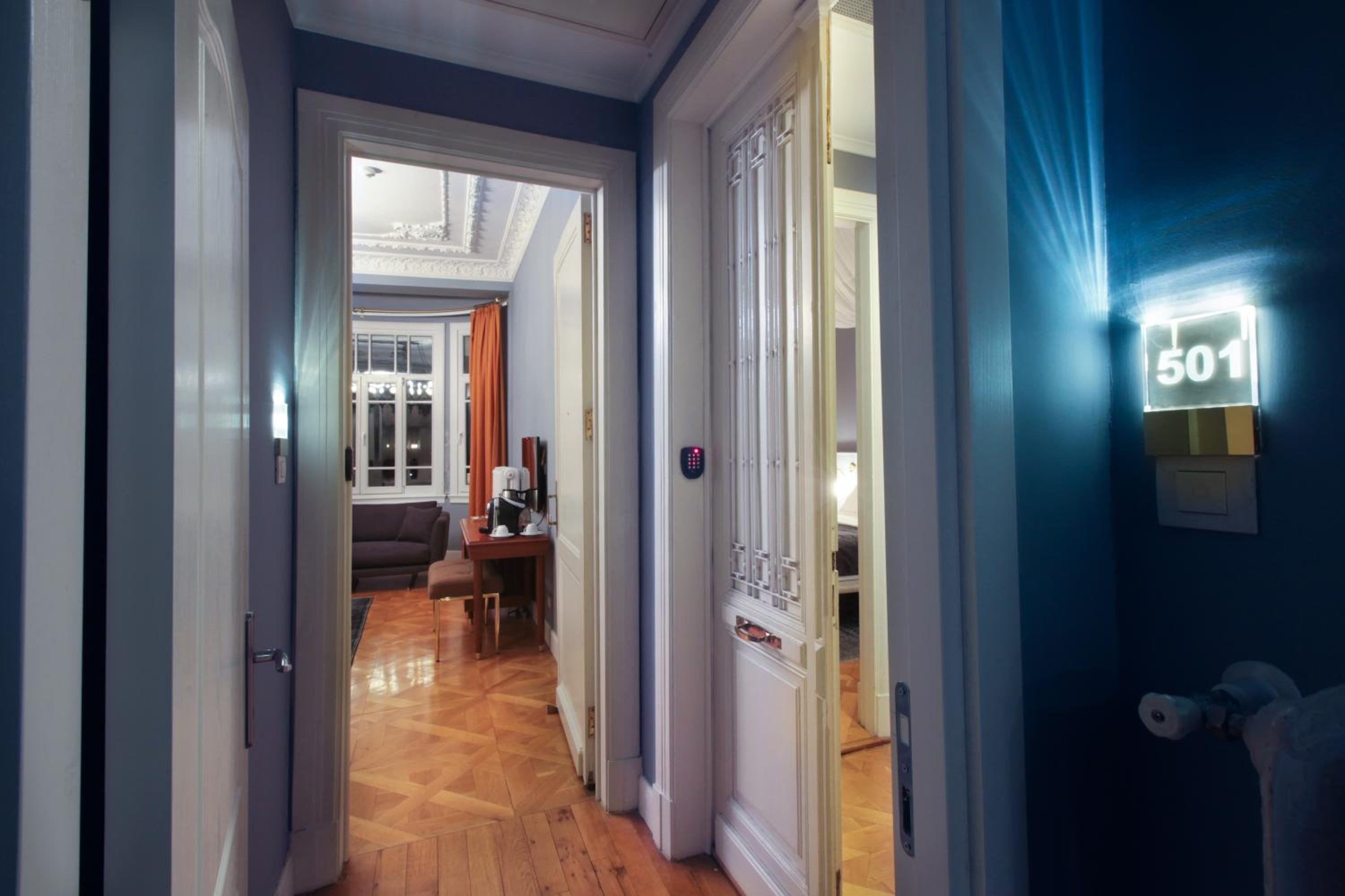 King Suite photo 2