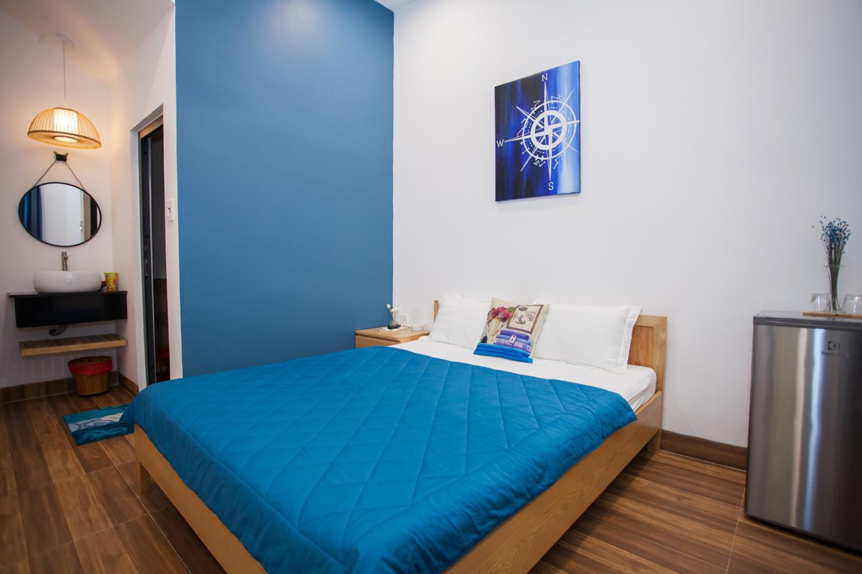 Deluxe Room (2 Adults + 1 Child) photo 1