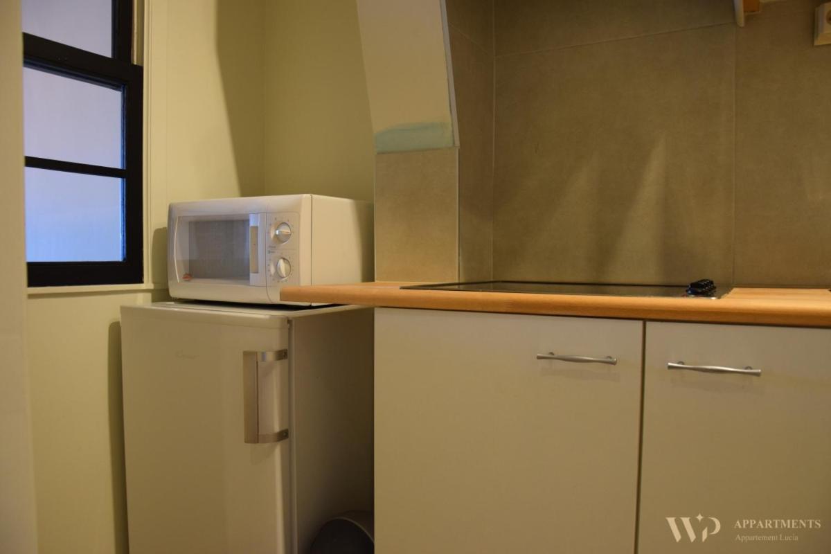 One-Bedroom Apartment - Photo 9