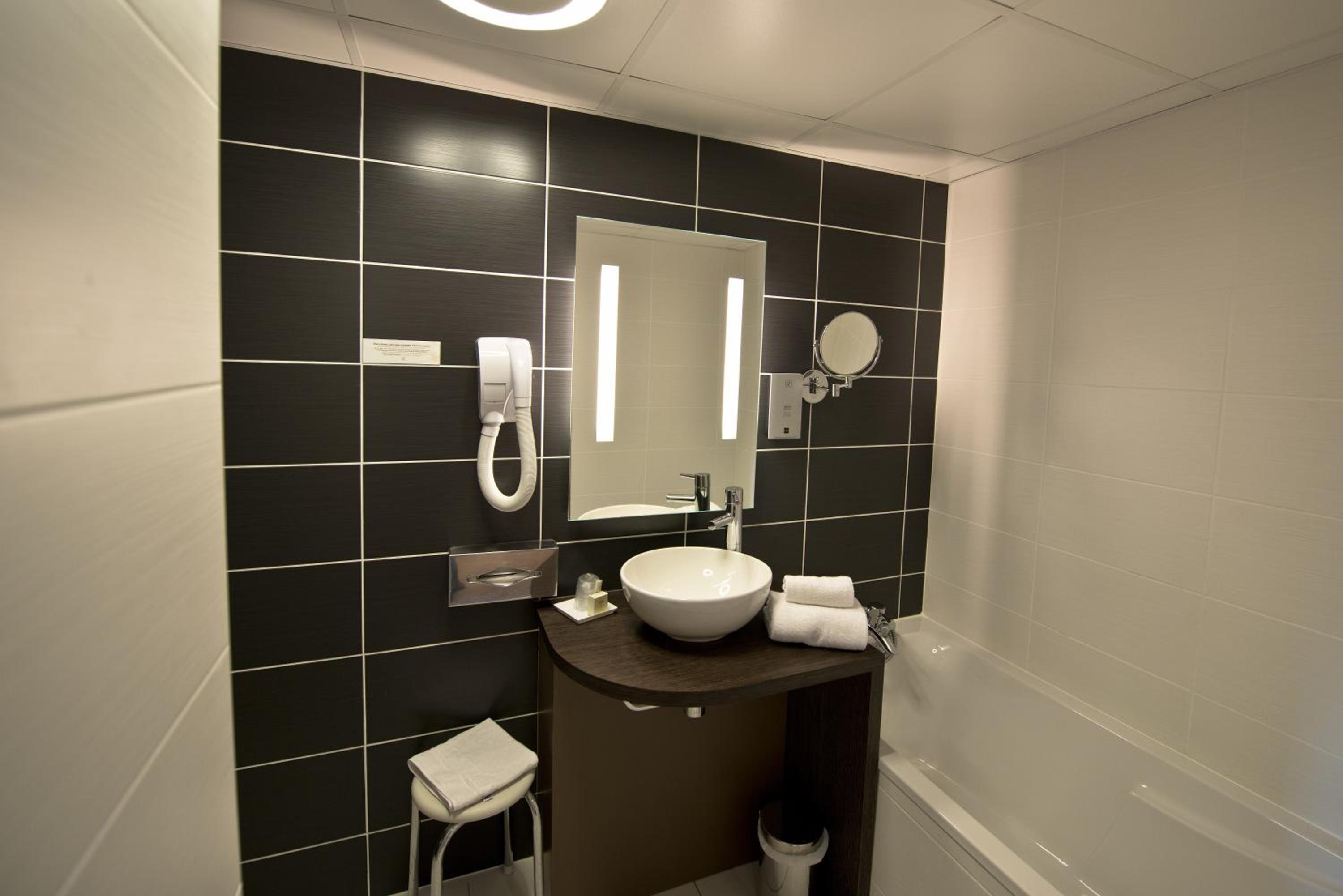 Deluxe Triple Room photo 2