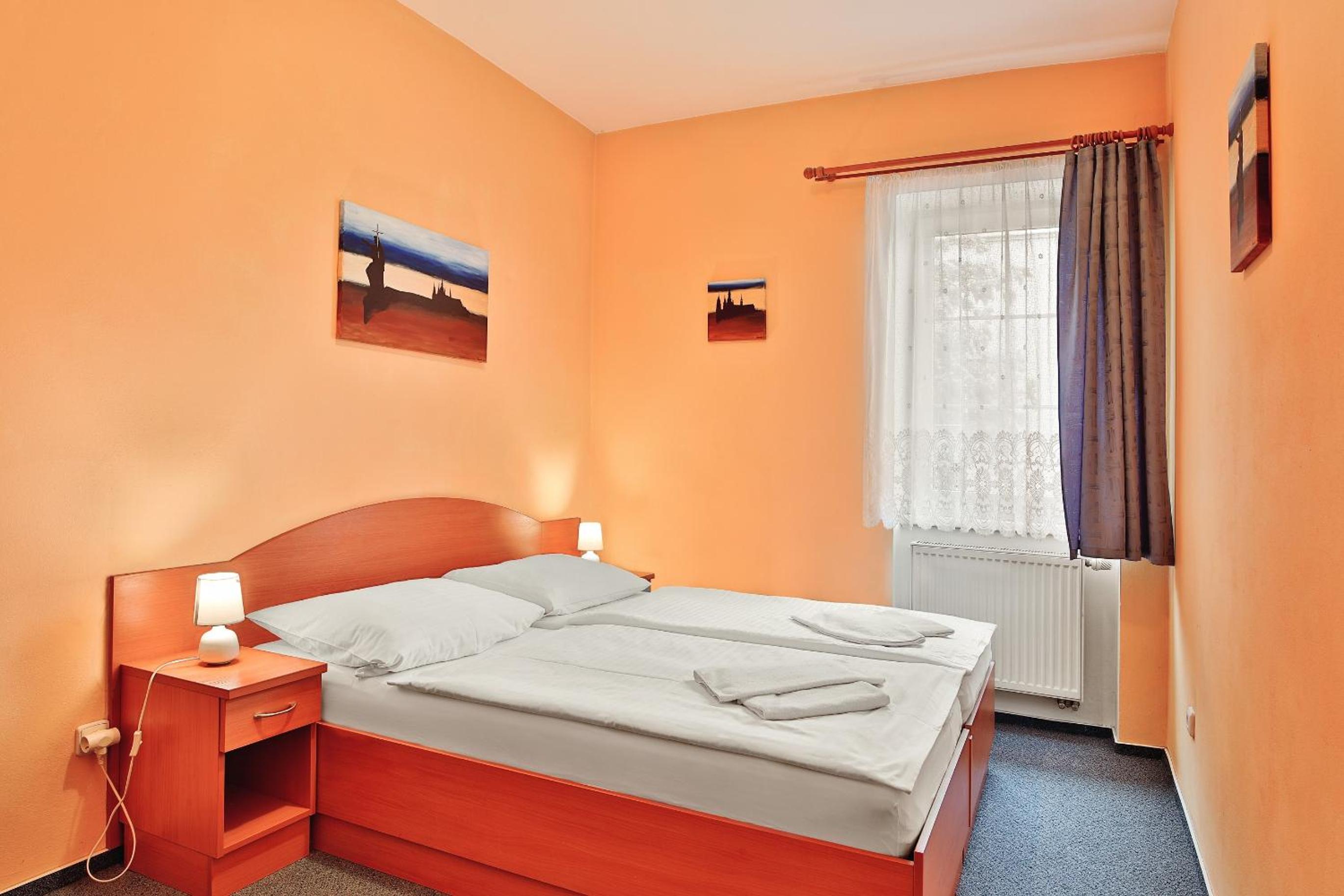Standard Double or Twin Room photo 2
