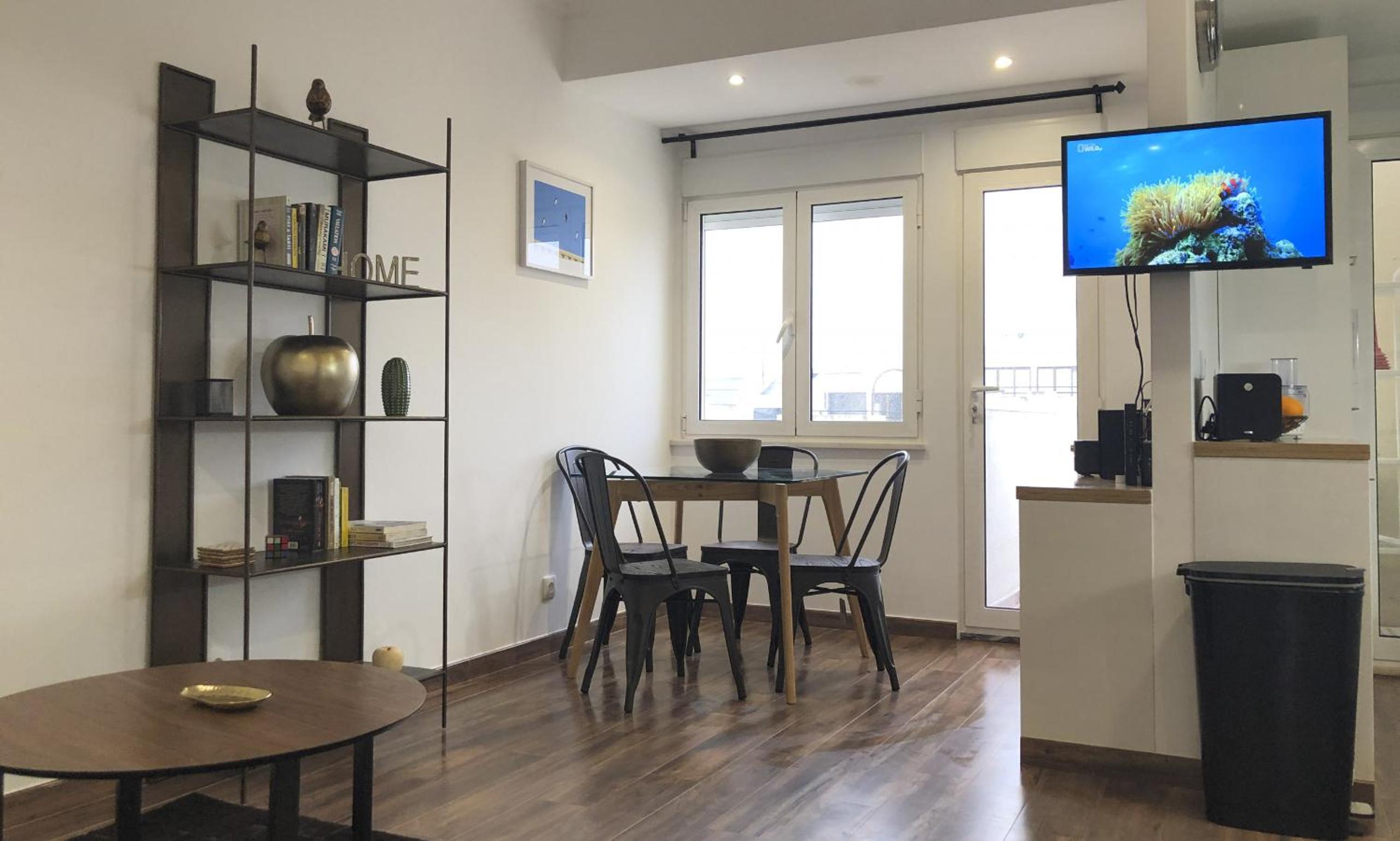 Apartment with Terrace photo 2