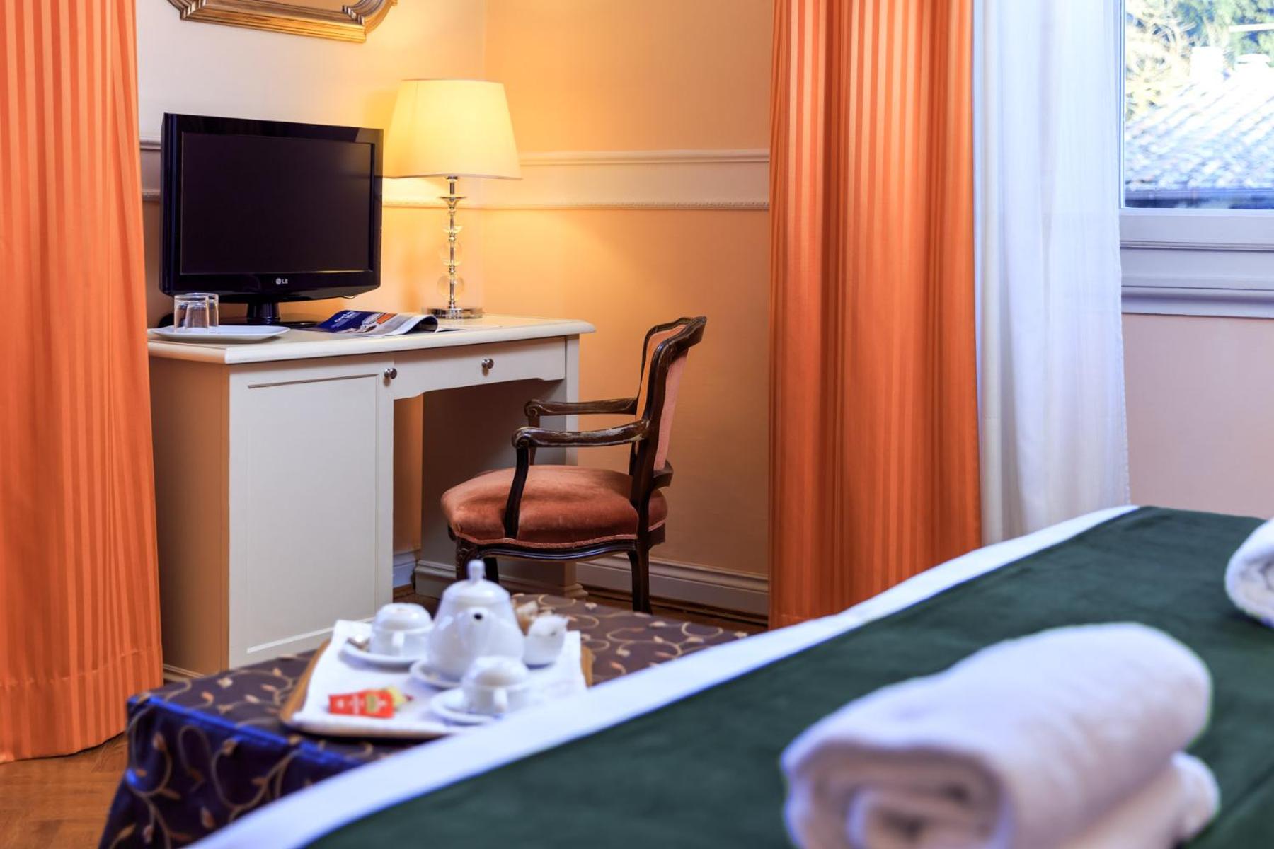 Comfort Double or Twin Room photo 2