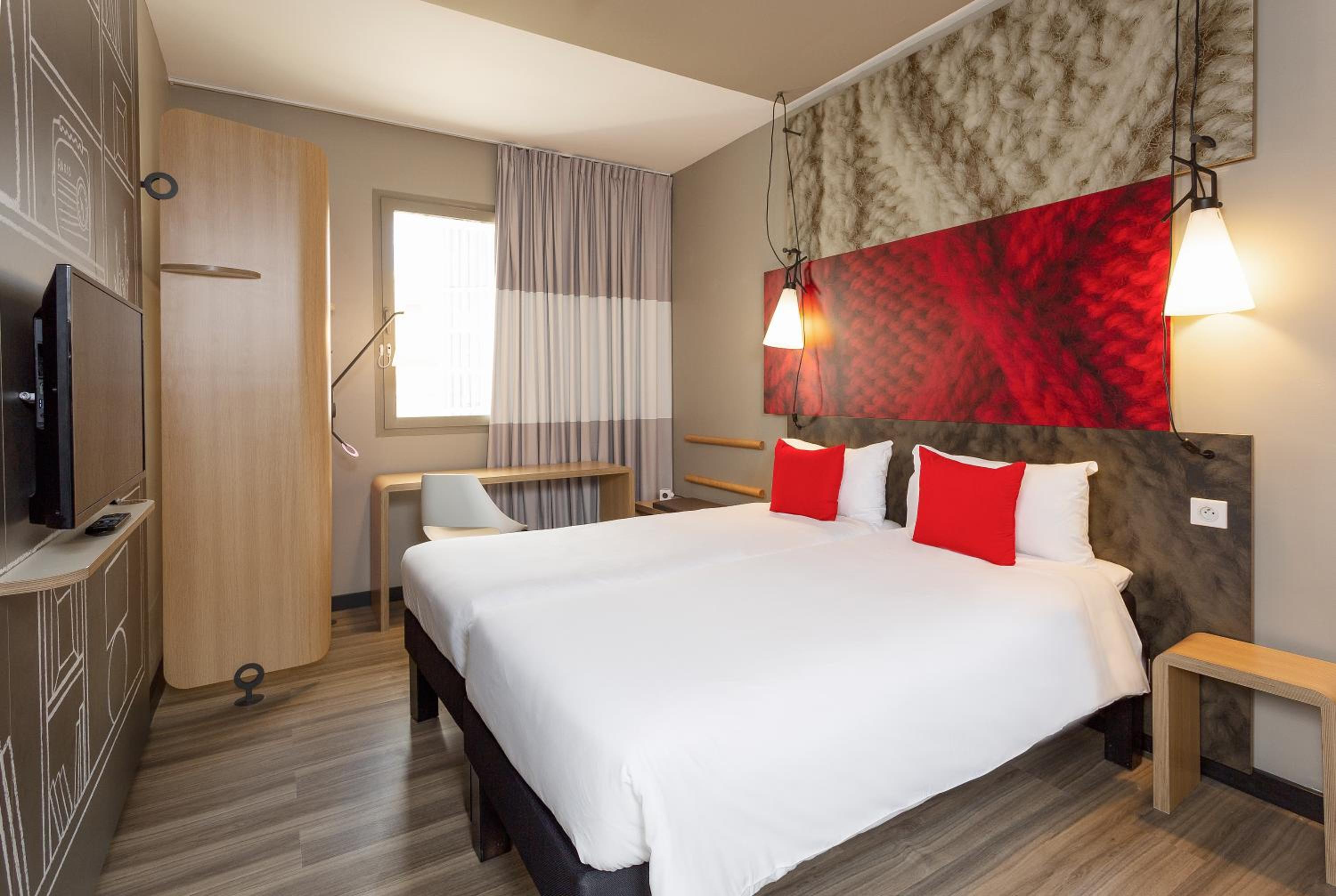 Standard Twin Room - Photo 5