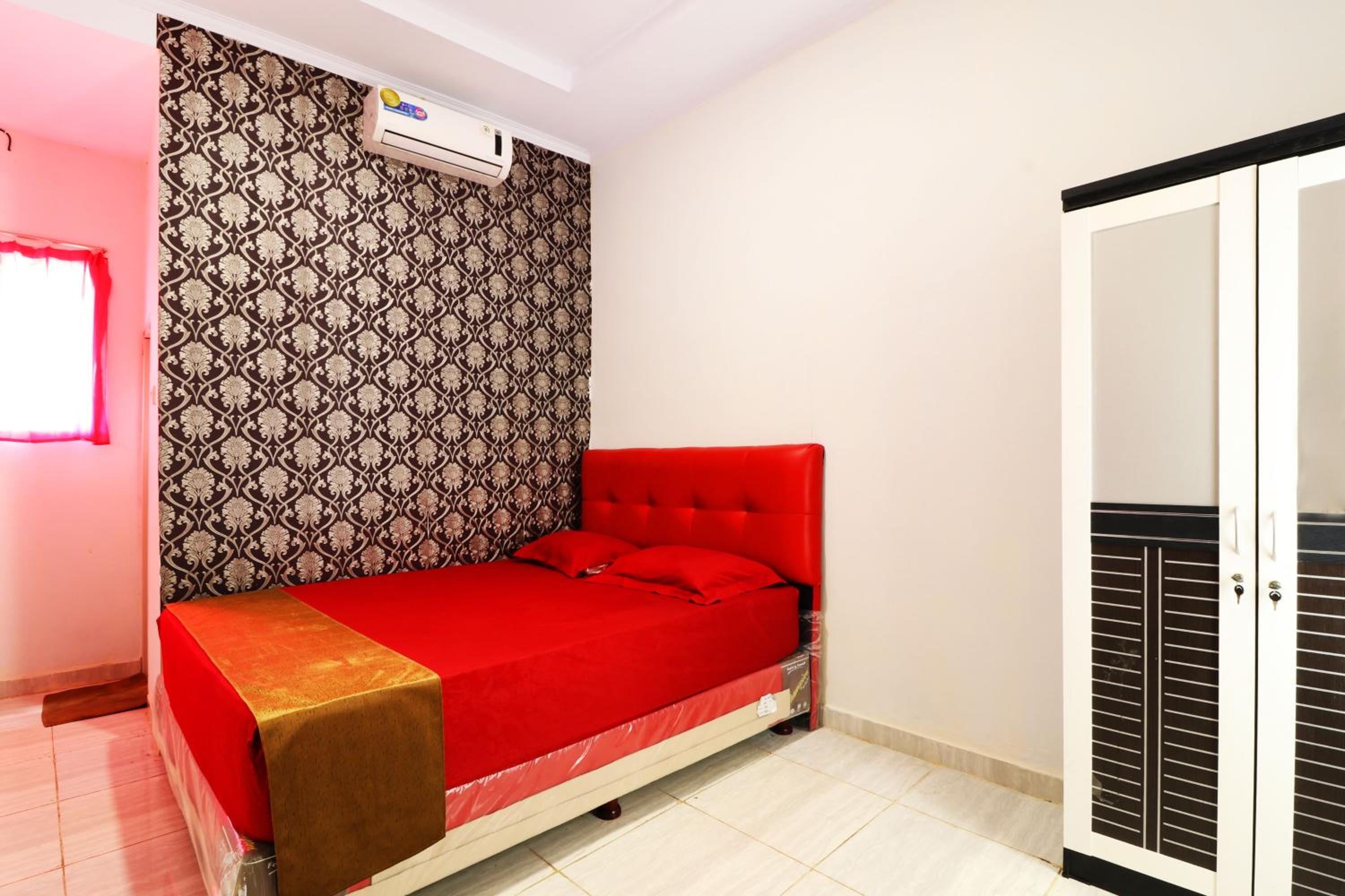 Standard Double Room - Photo 2