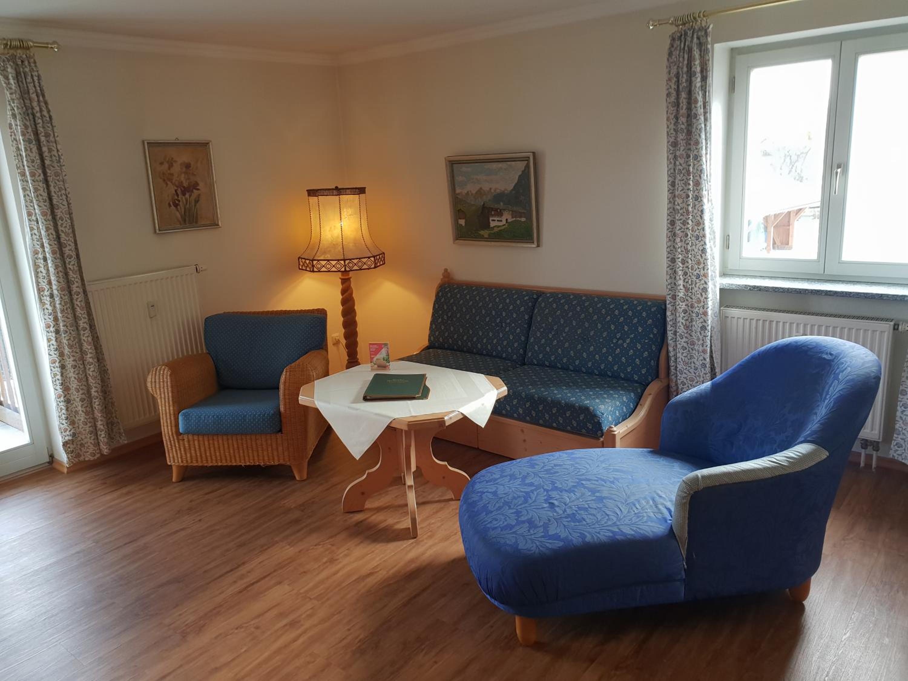 Deluxe Two-Bedroom Apartment