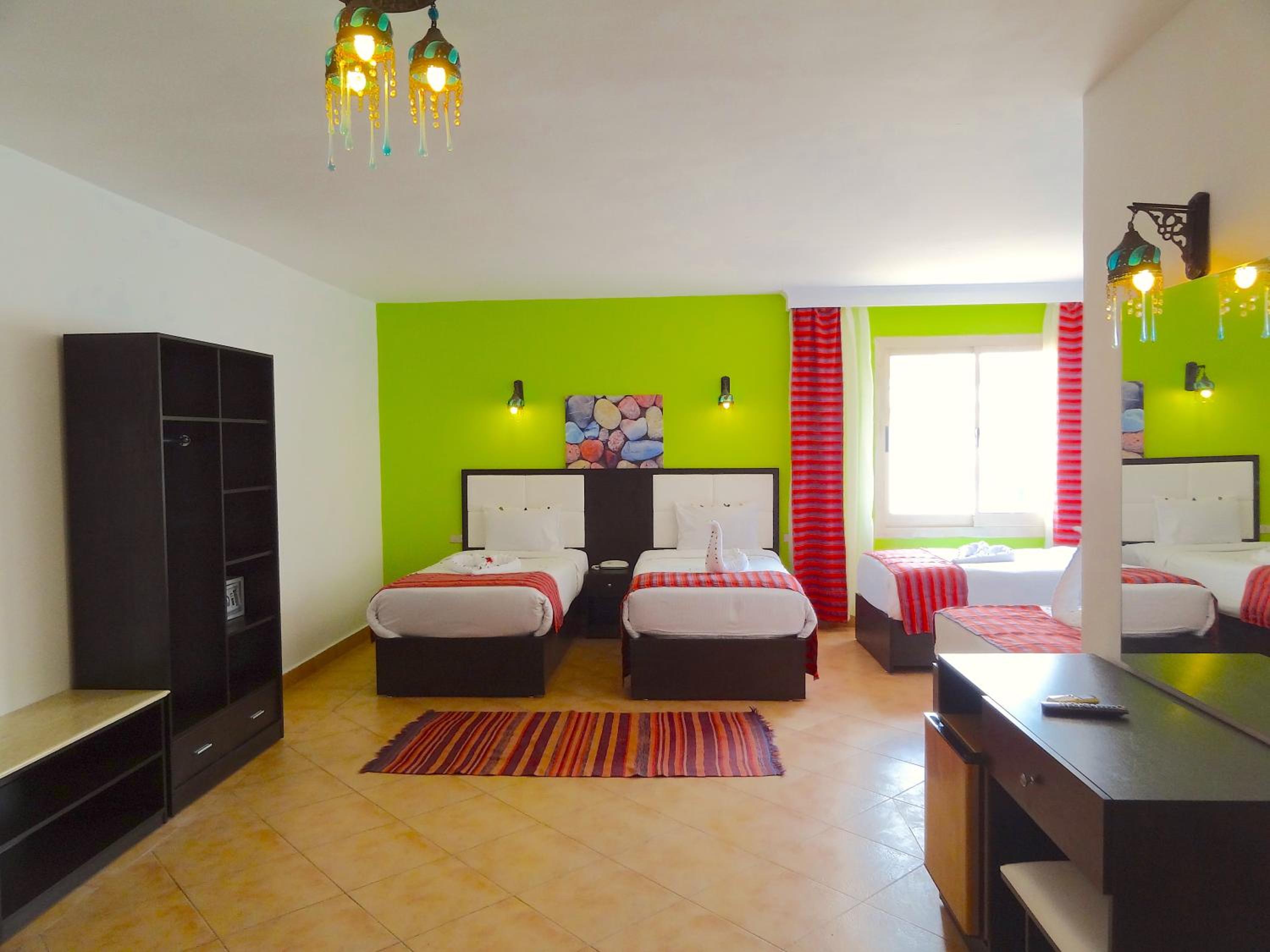 Comfort Quadruple Room