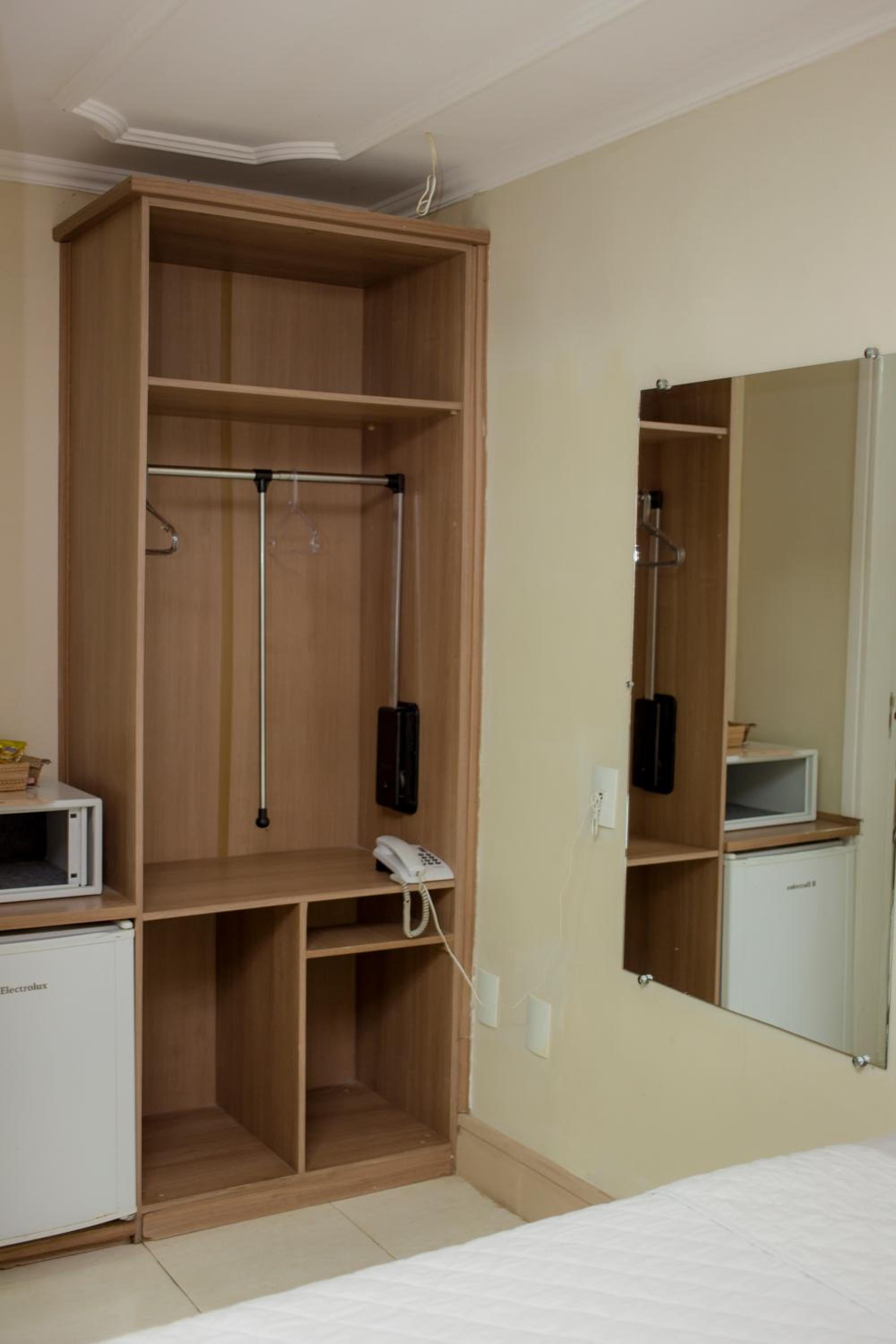 Single Room - Disability Access photo 2