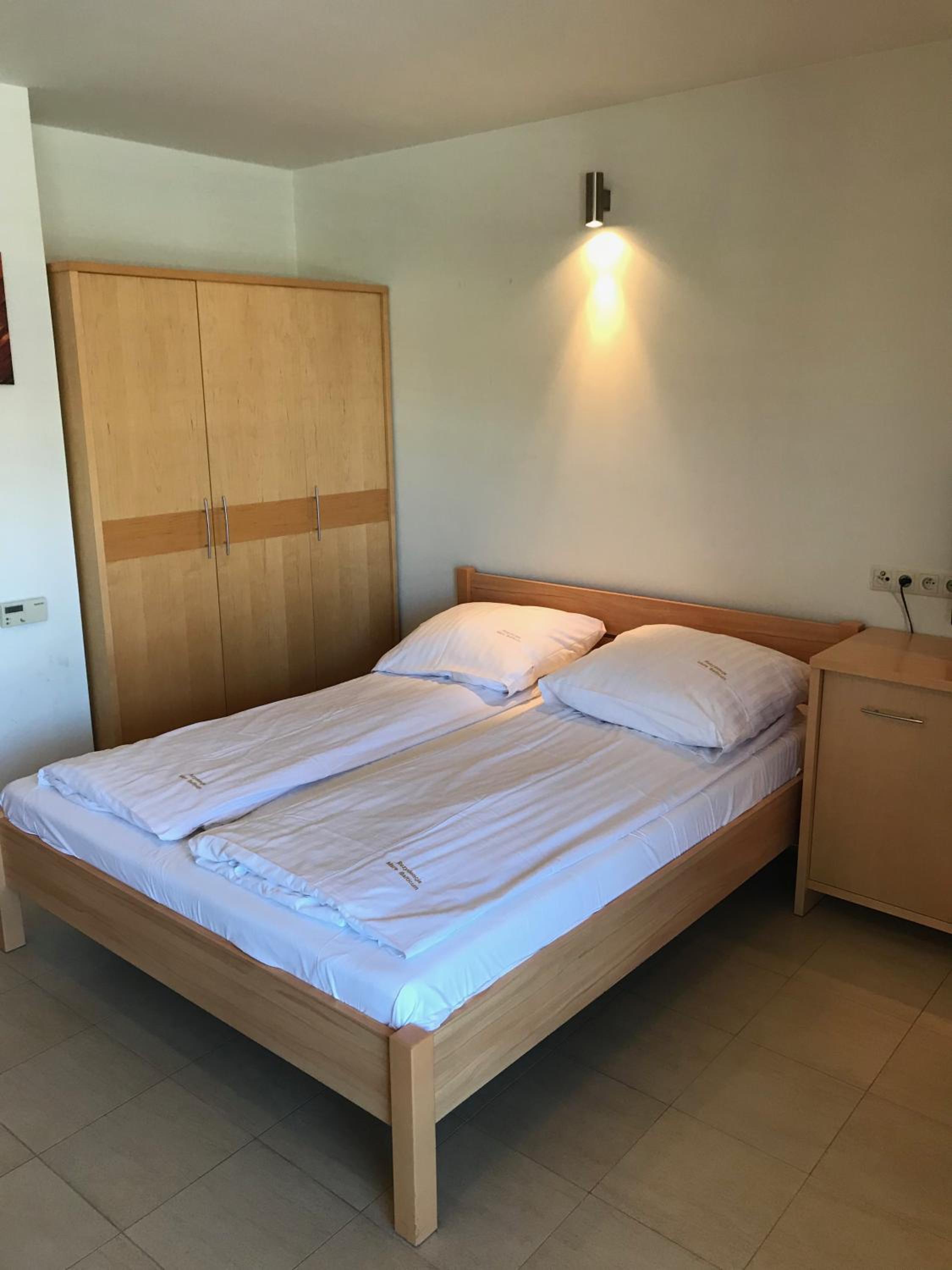 Studio Apartment photo 3