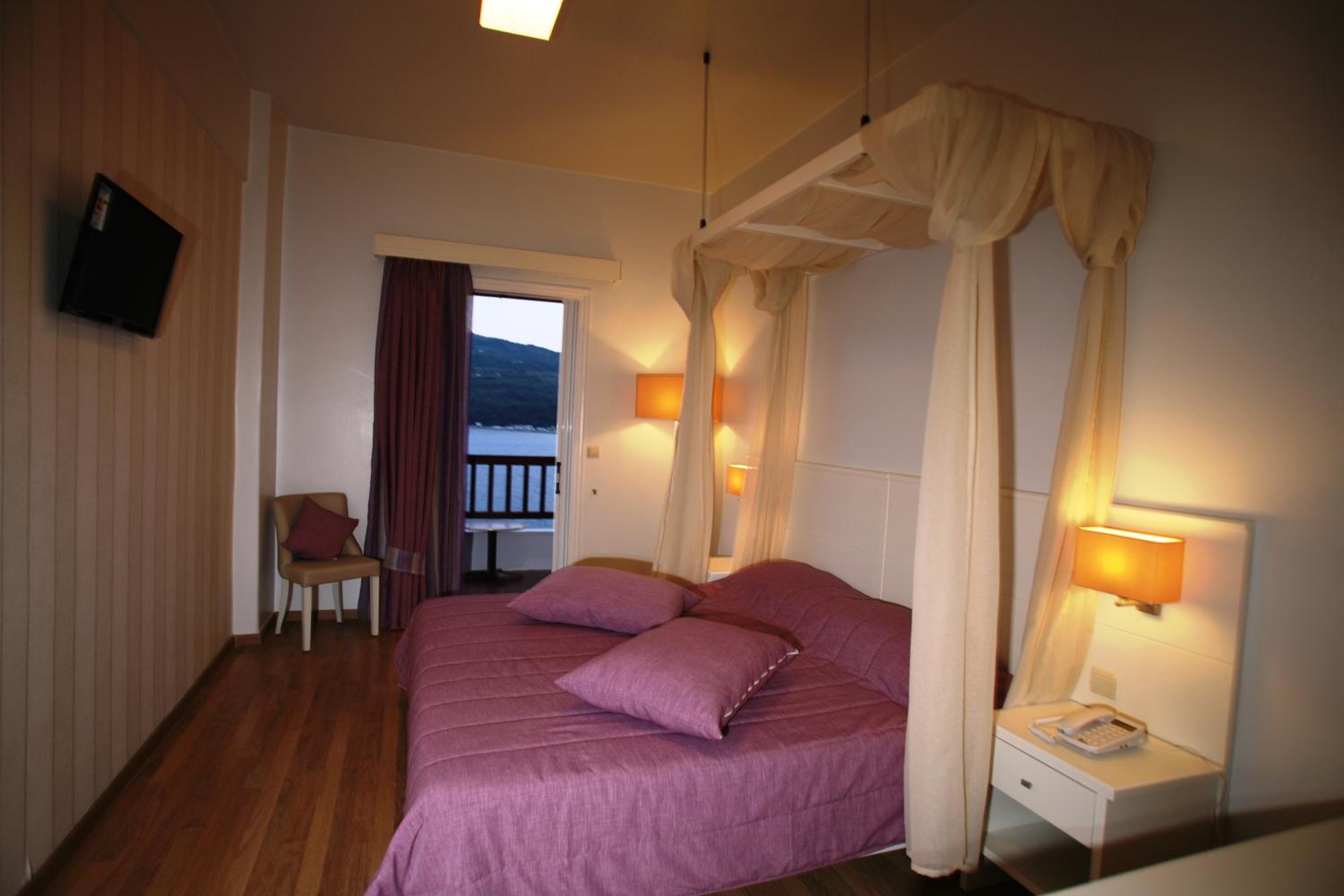 Superior Double Room with Hydromassage Shower - Sea Front 4th floor - Photo 4