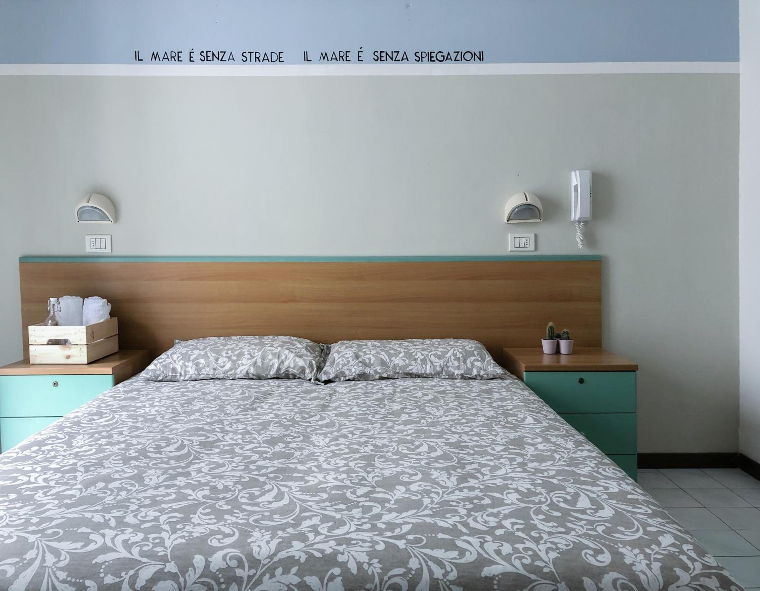 Economy Double or Twin Room - Photo 6