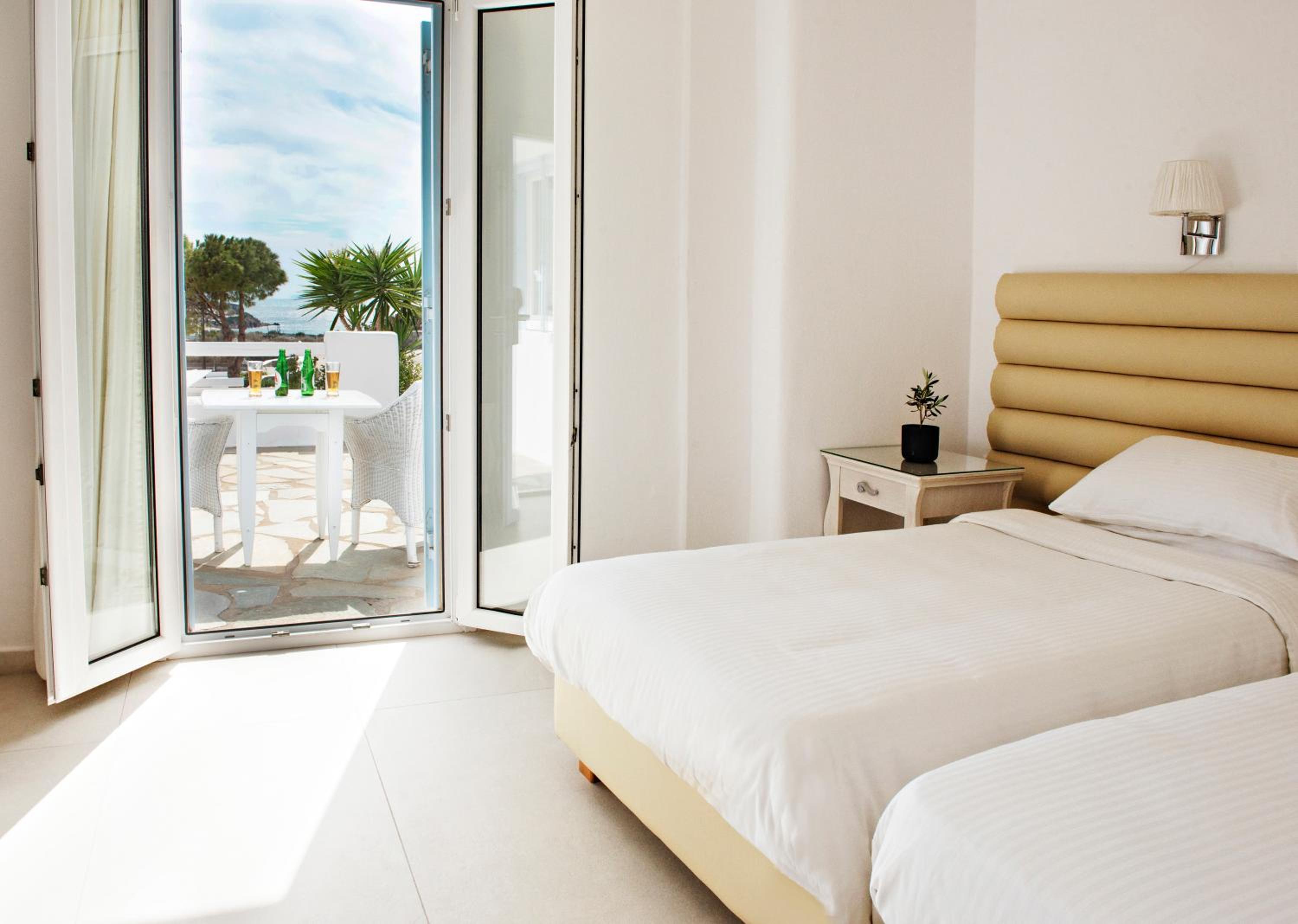 Standard Double or Twin Room with Sea View photo 1