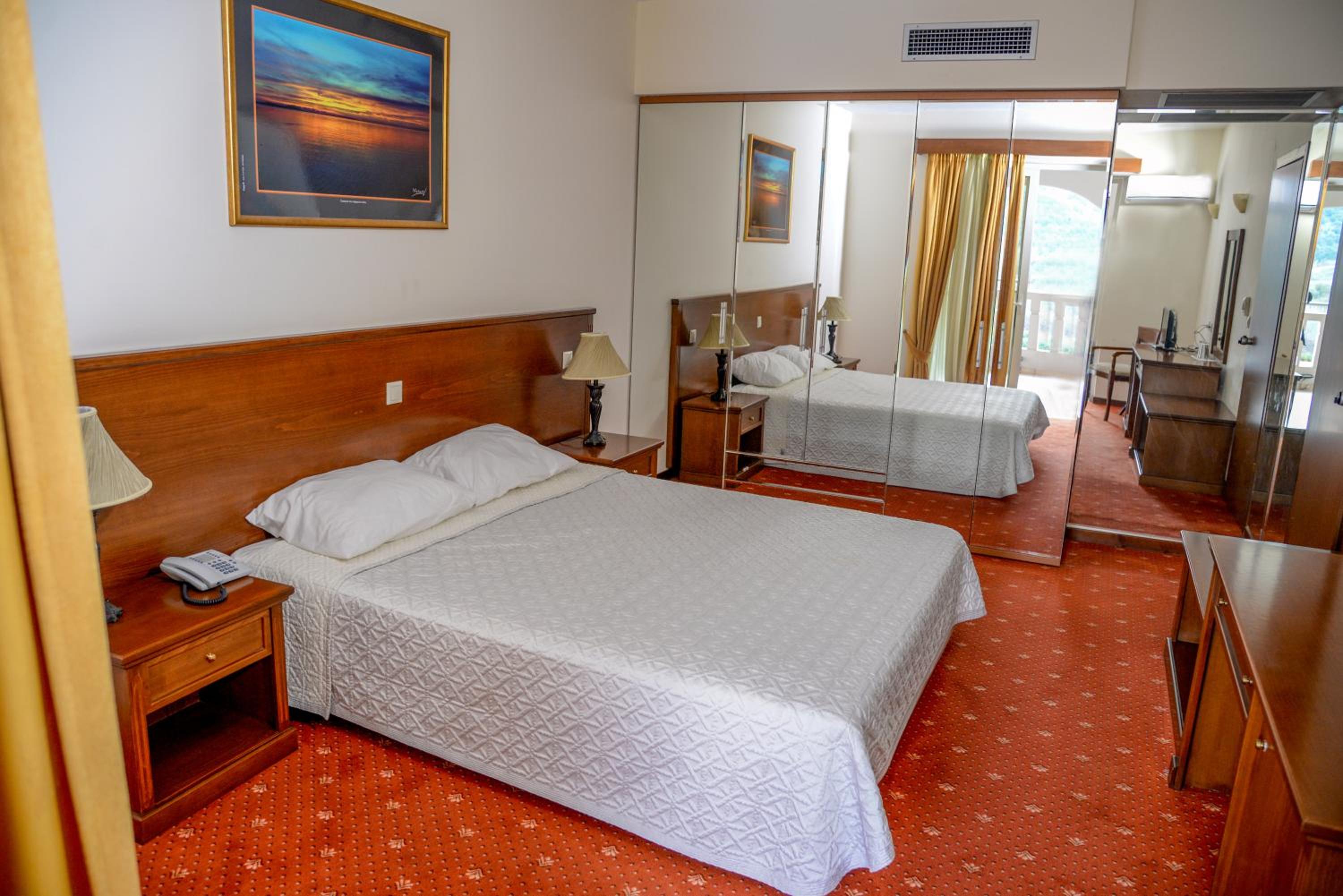 Superior Suite - Photo 1