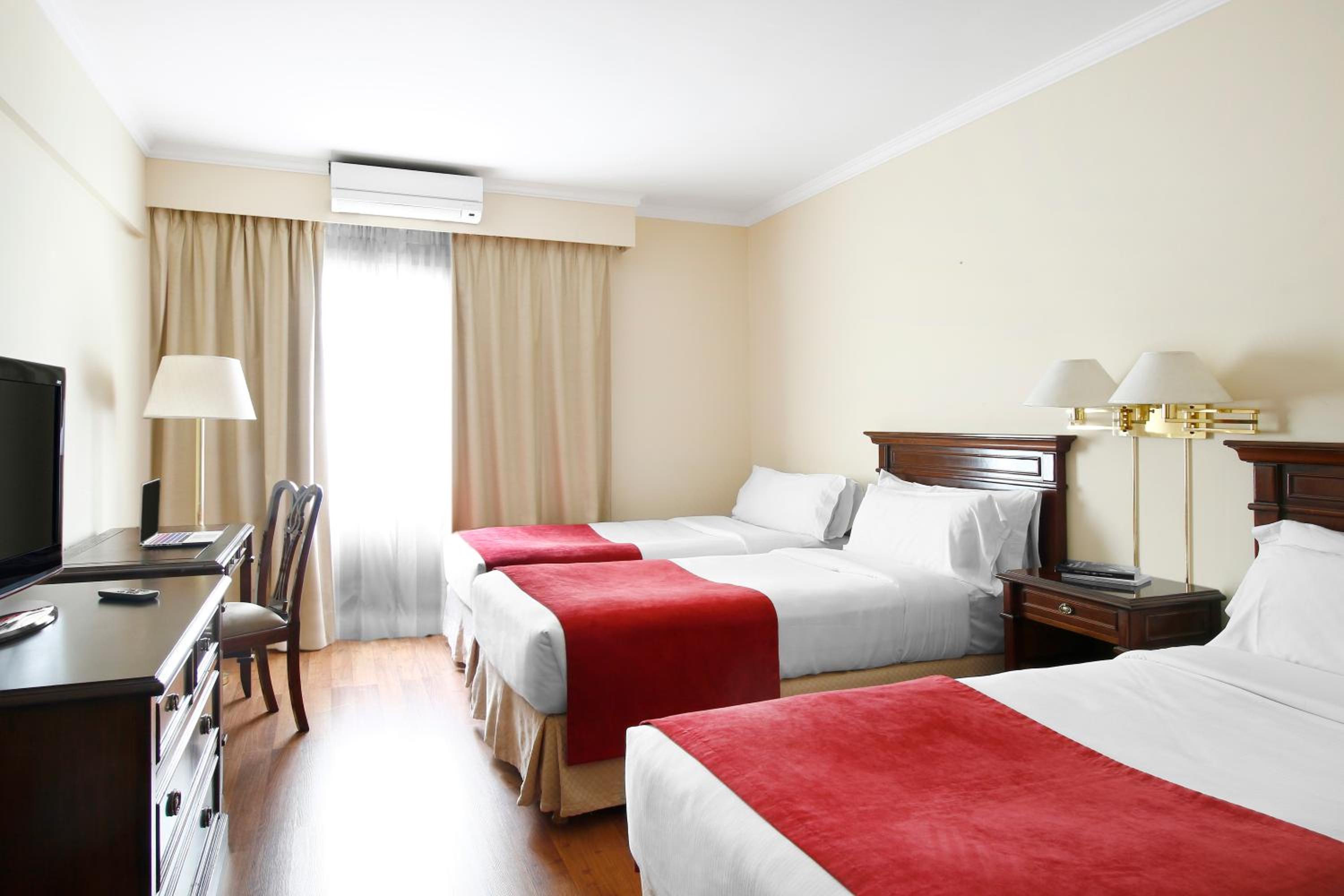 Deluxe Double Room photo 2