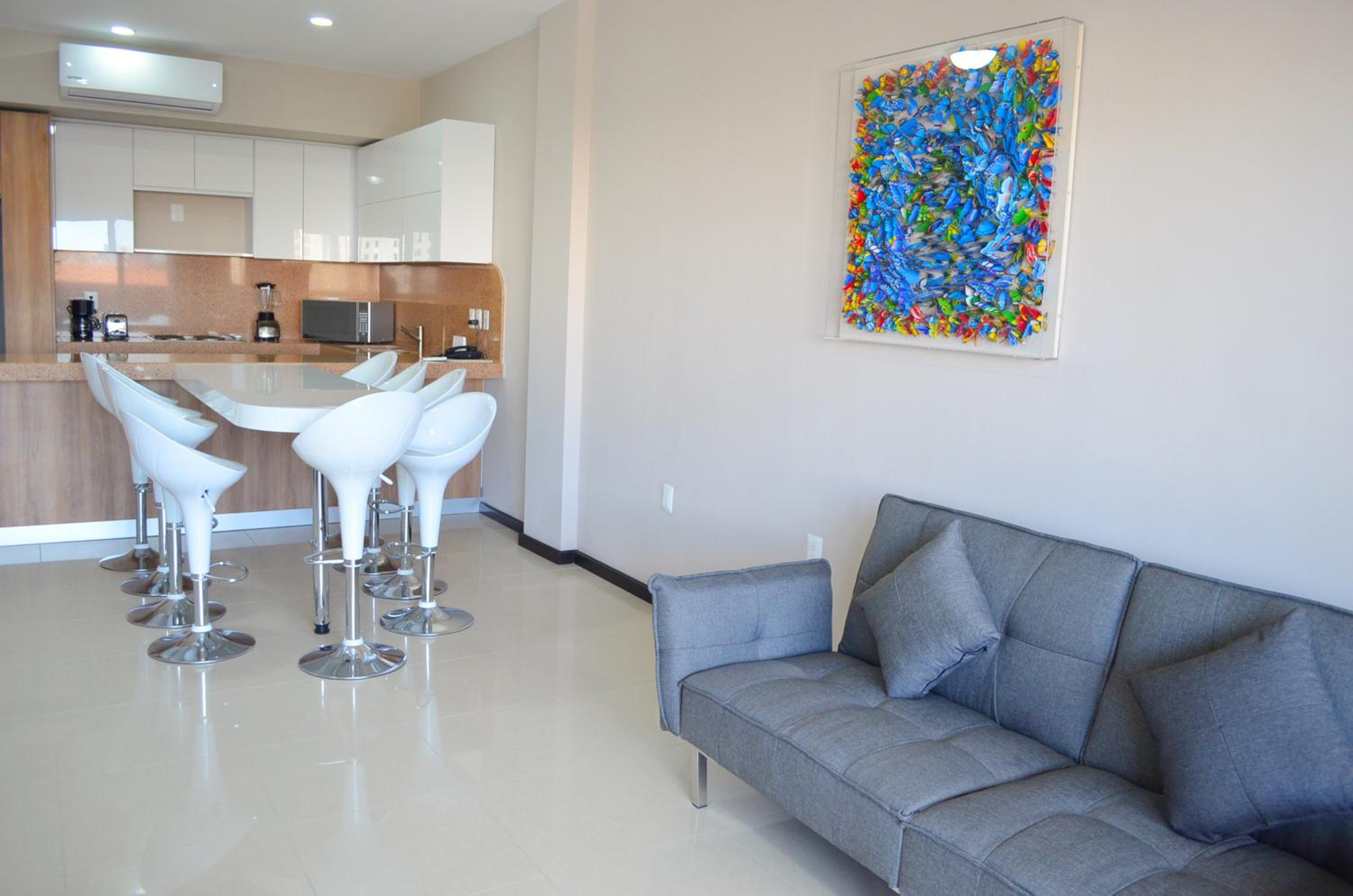 One-Bedroom Apartment - Photo 4