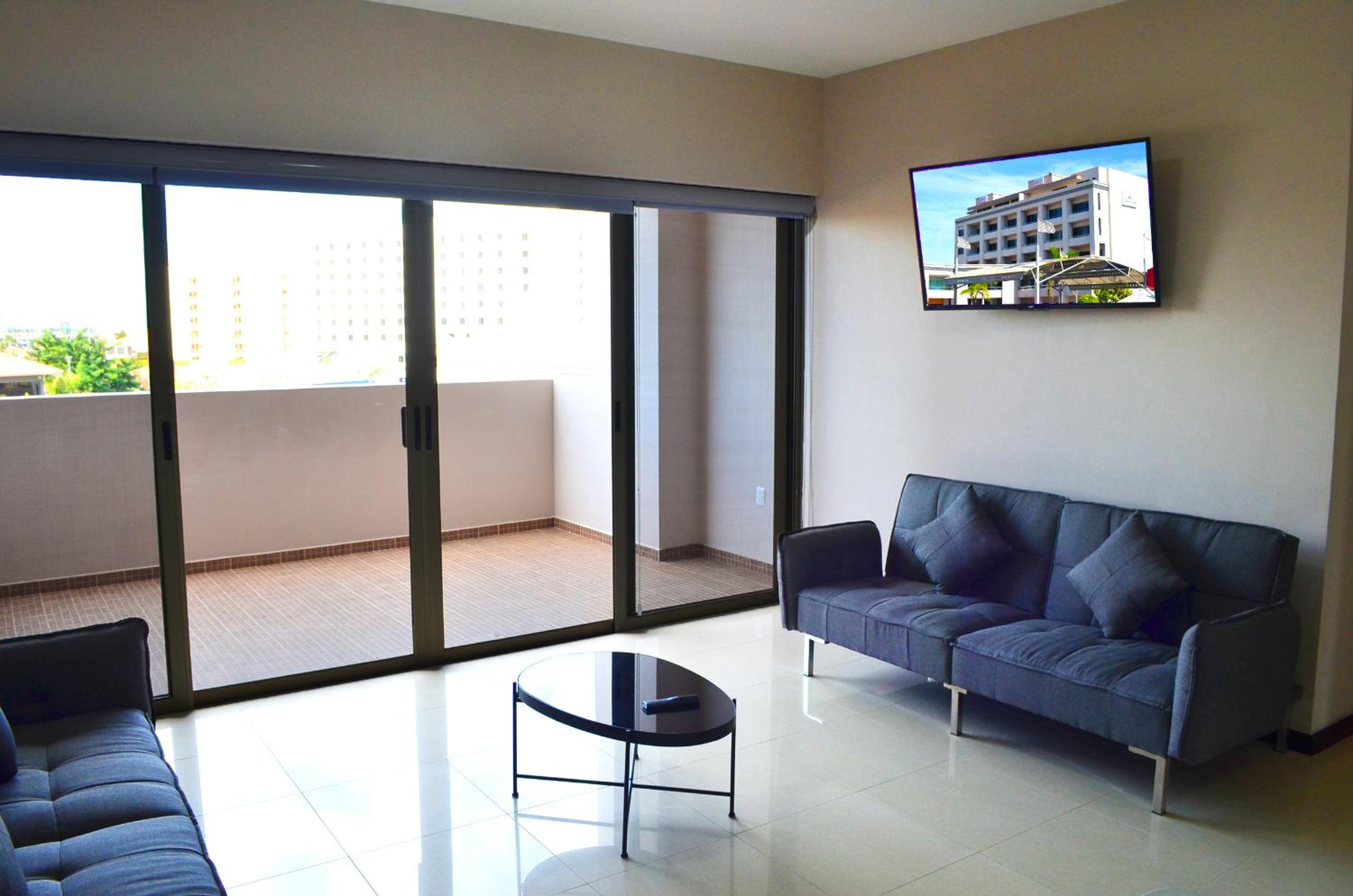 One-Bedroom Apartment - Photo 8