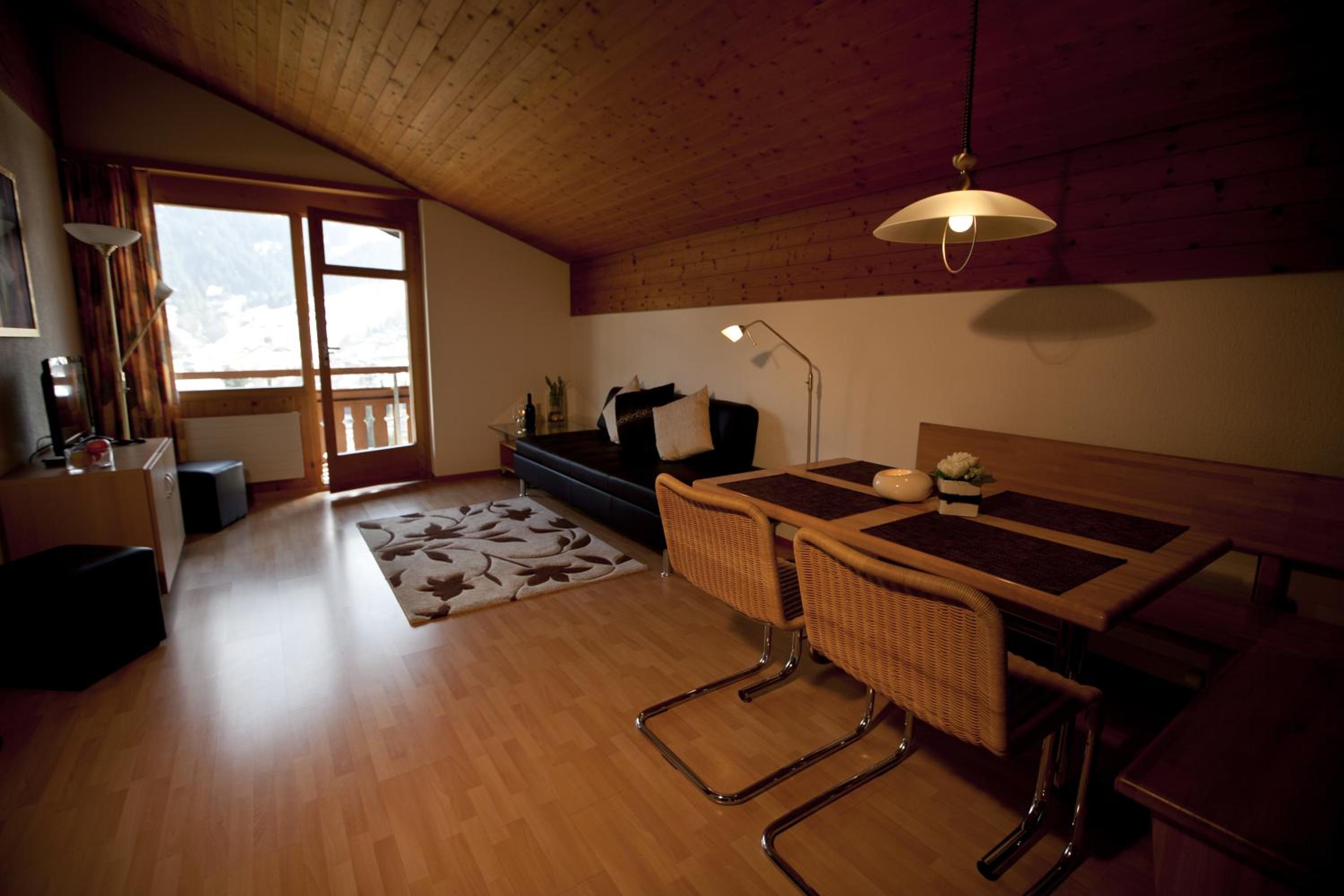 Suite With Eiger North Face View photo 1