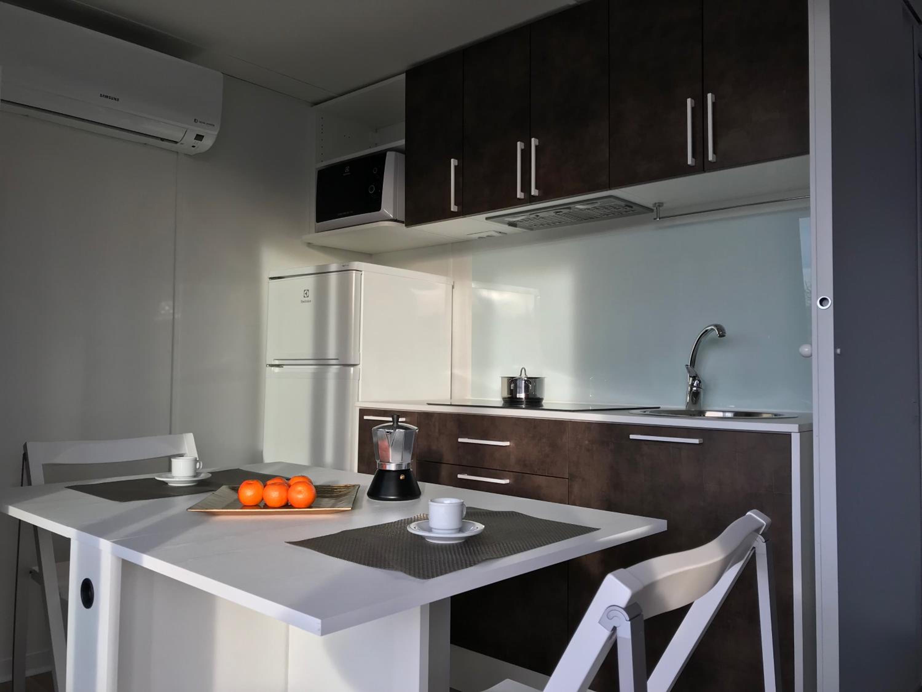 Mobile Home (2 Adults) - Photo 2