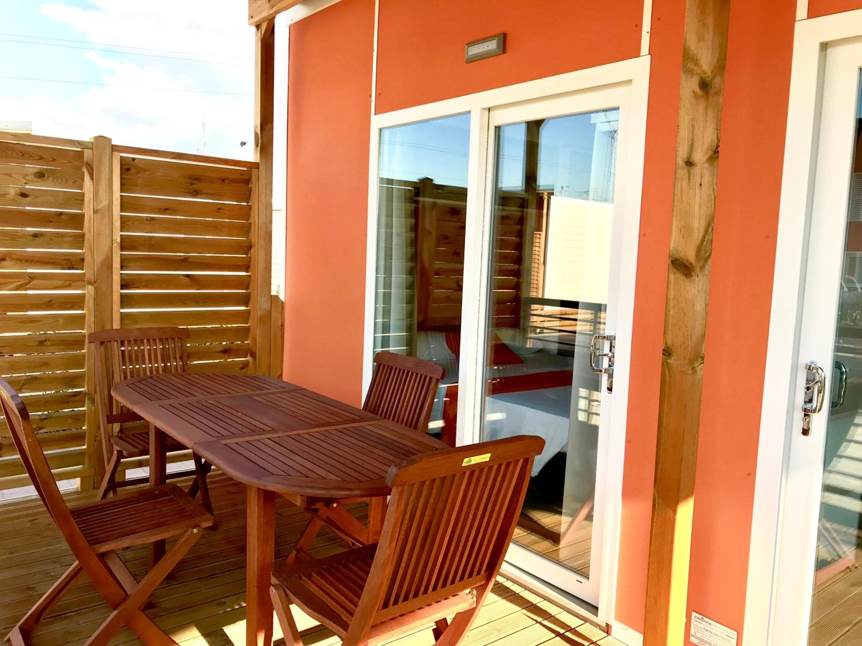 Mobile Home (4 Adults) - Photo 2