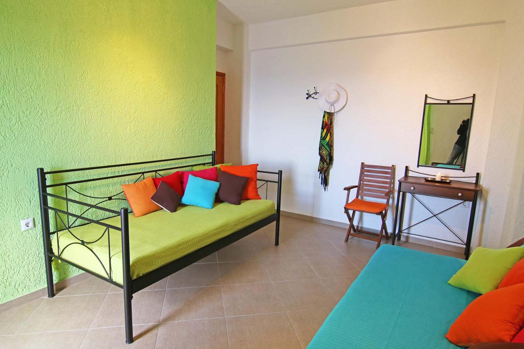 Mixed Dormitory Room