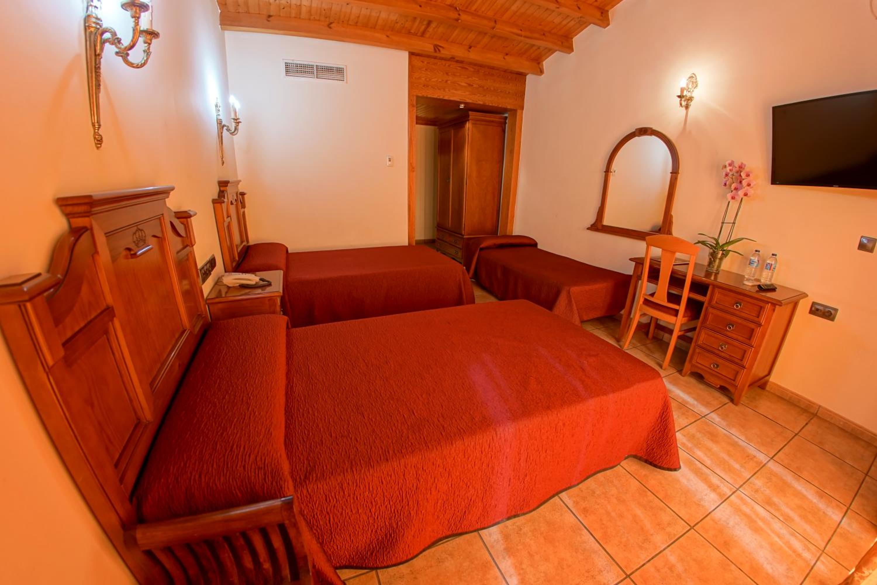 Triple Room photo 3