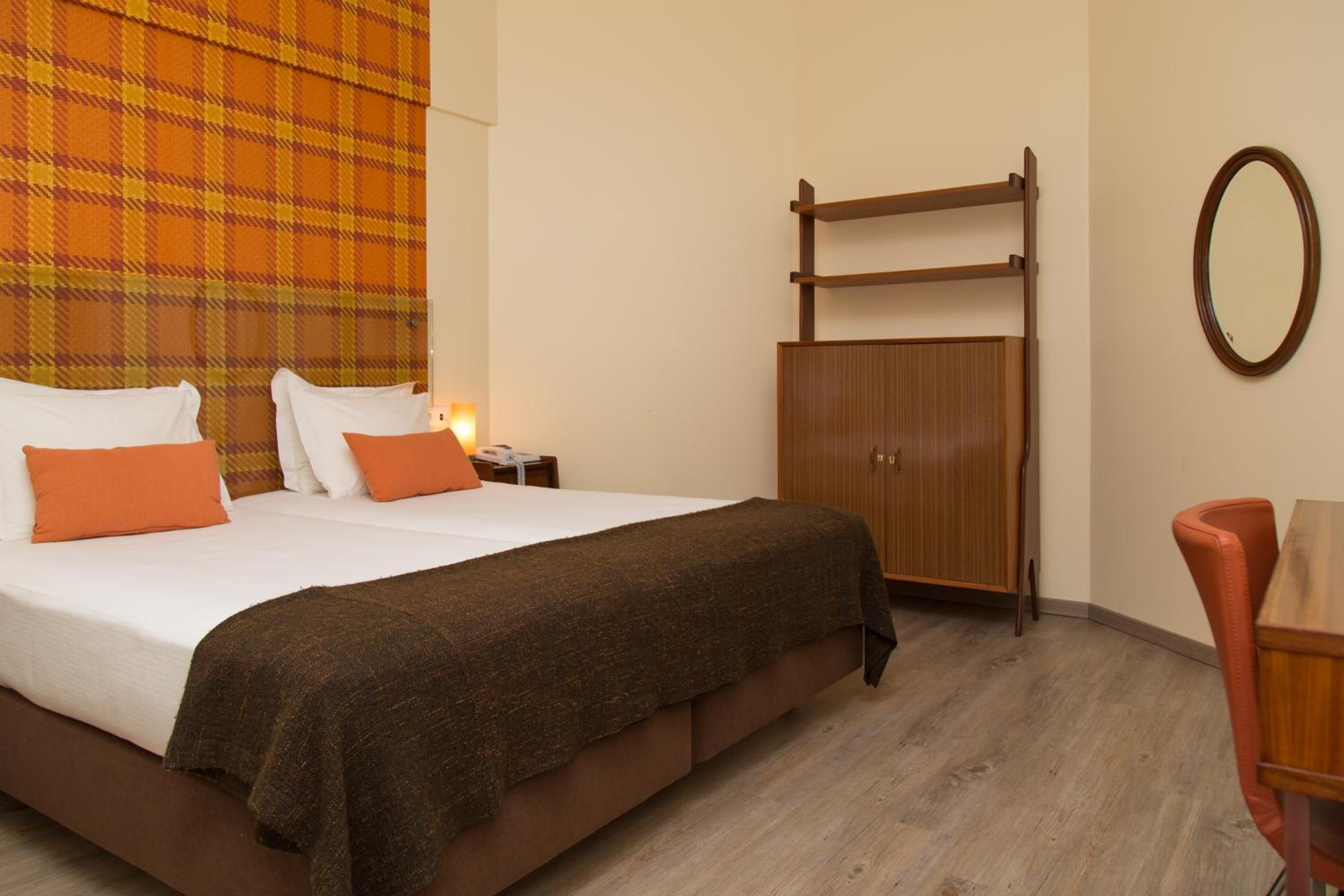Double or Twin Room with Garden View photo 1