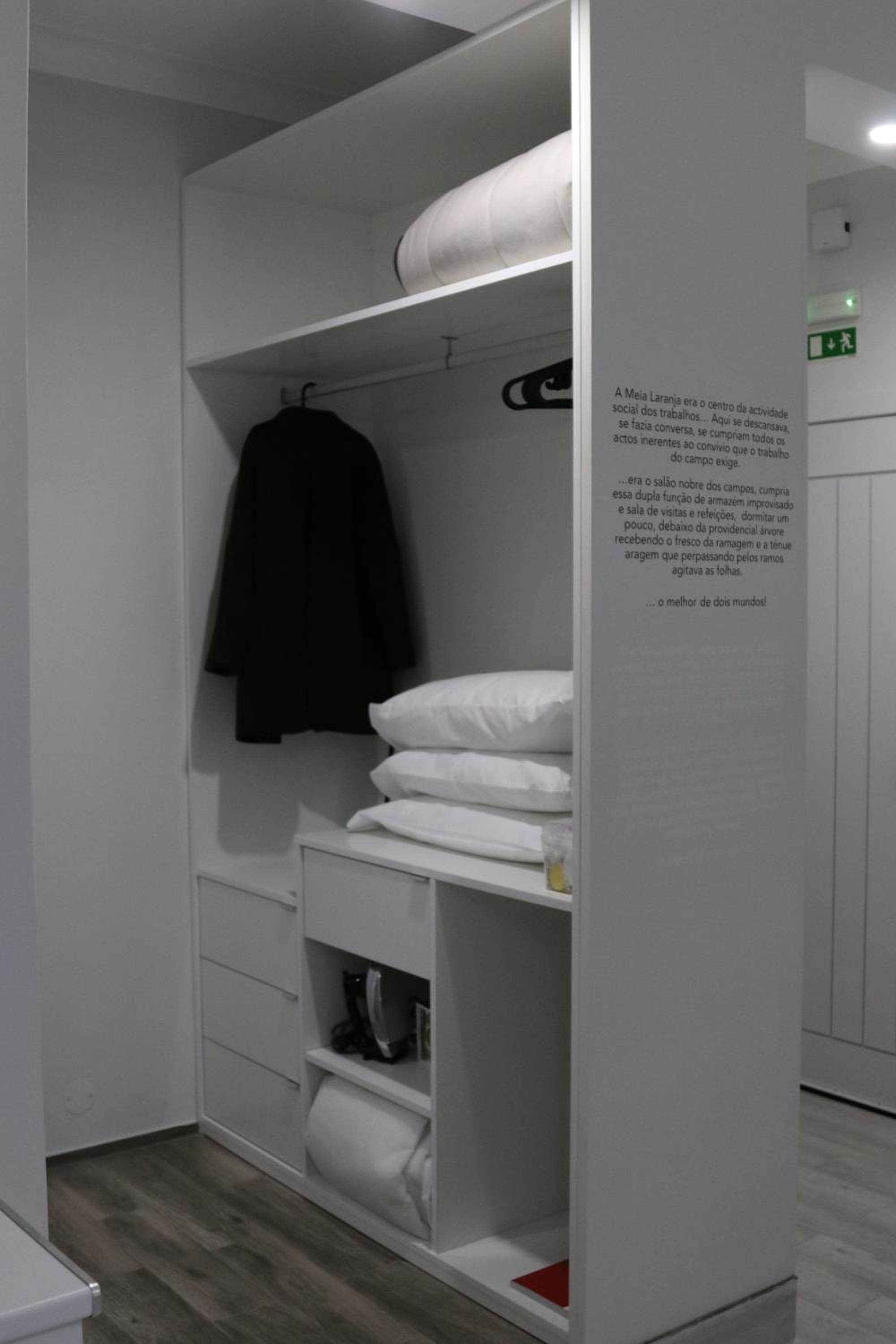 One-Bedroom Apartment - Photo 18