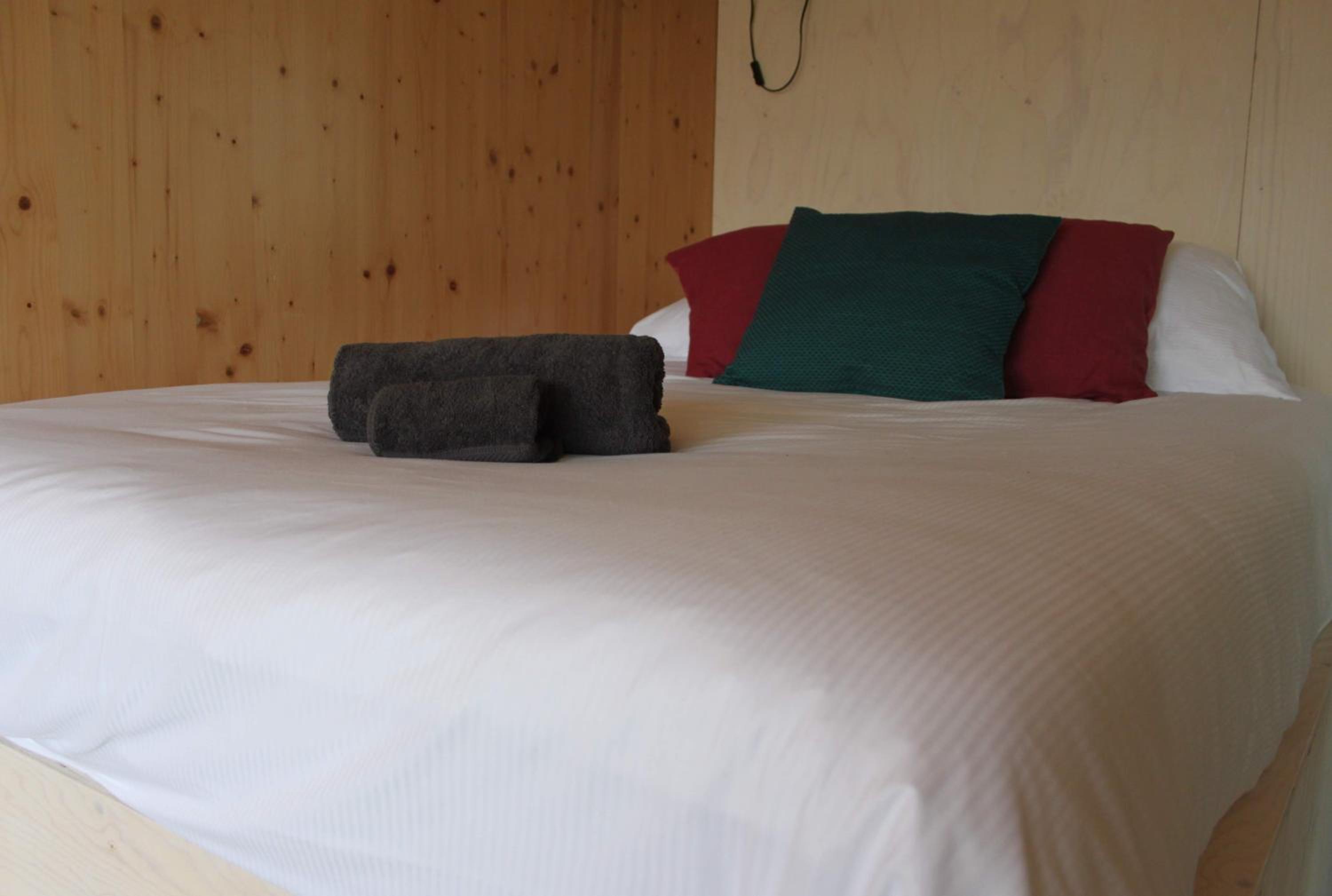 Studio Apartment - Photo 4