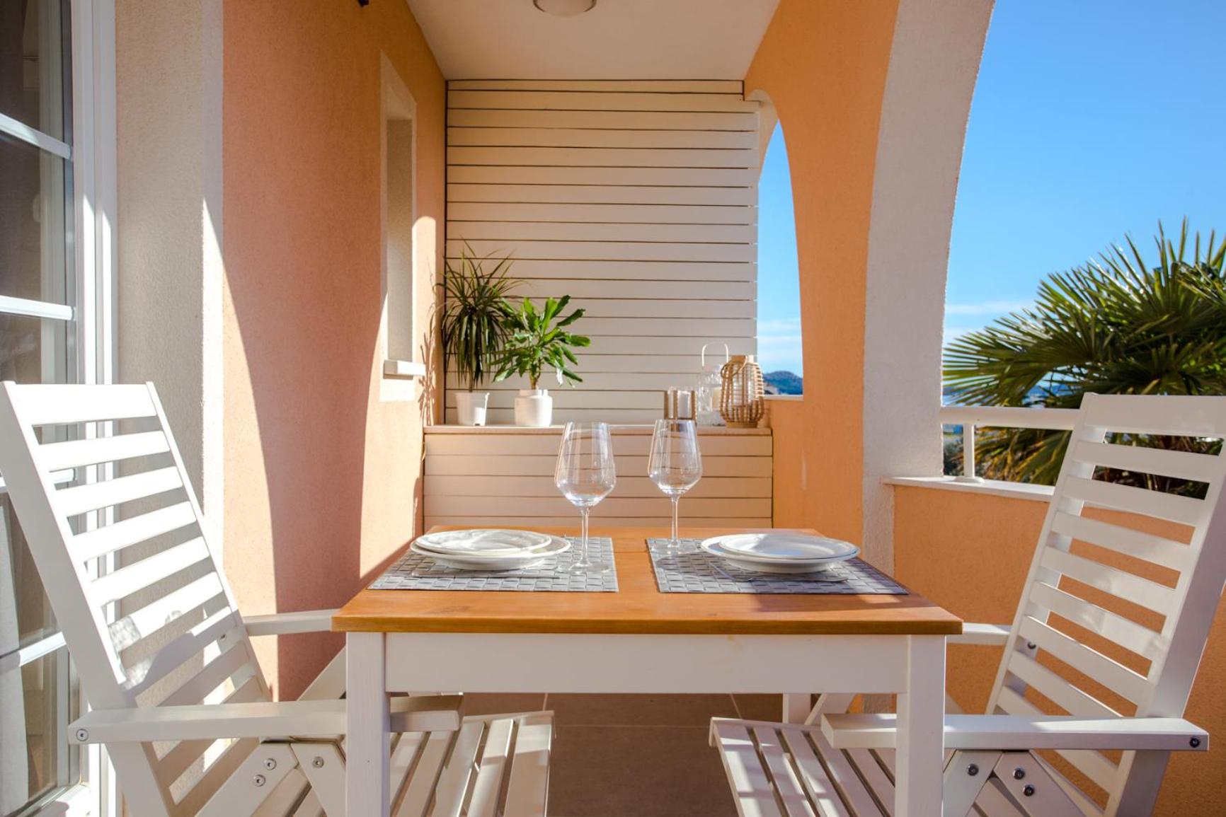 Studio with Terrace and Sea View photo 2