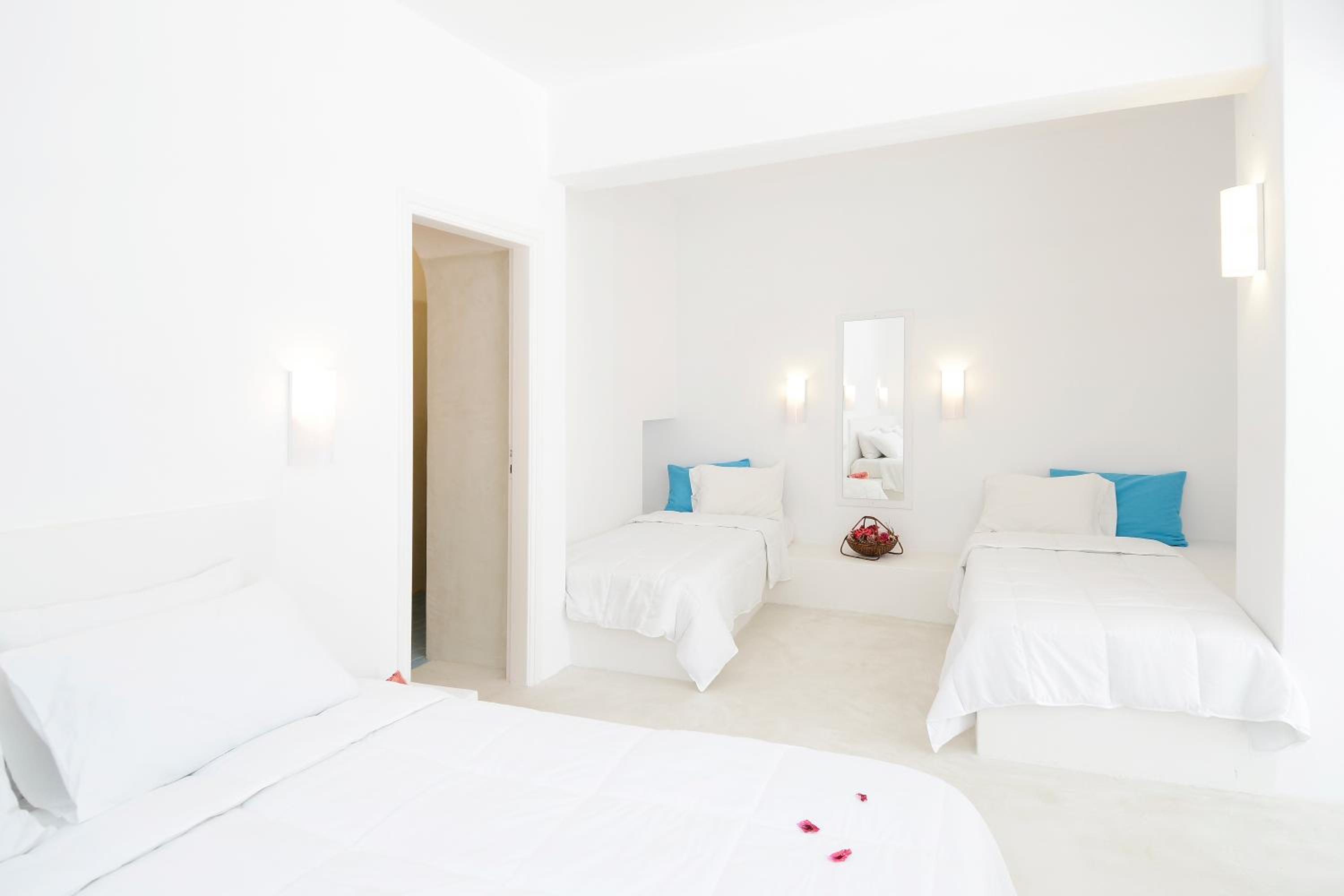 Family Apartment without Caldera View photo 3