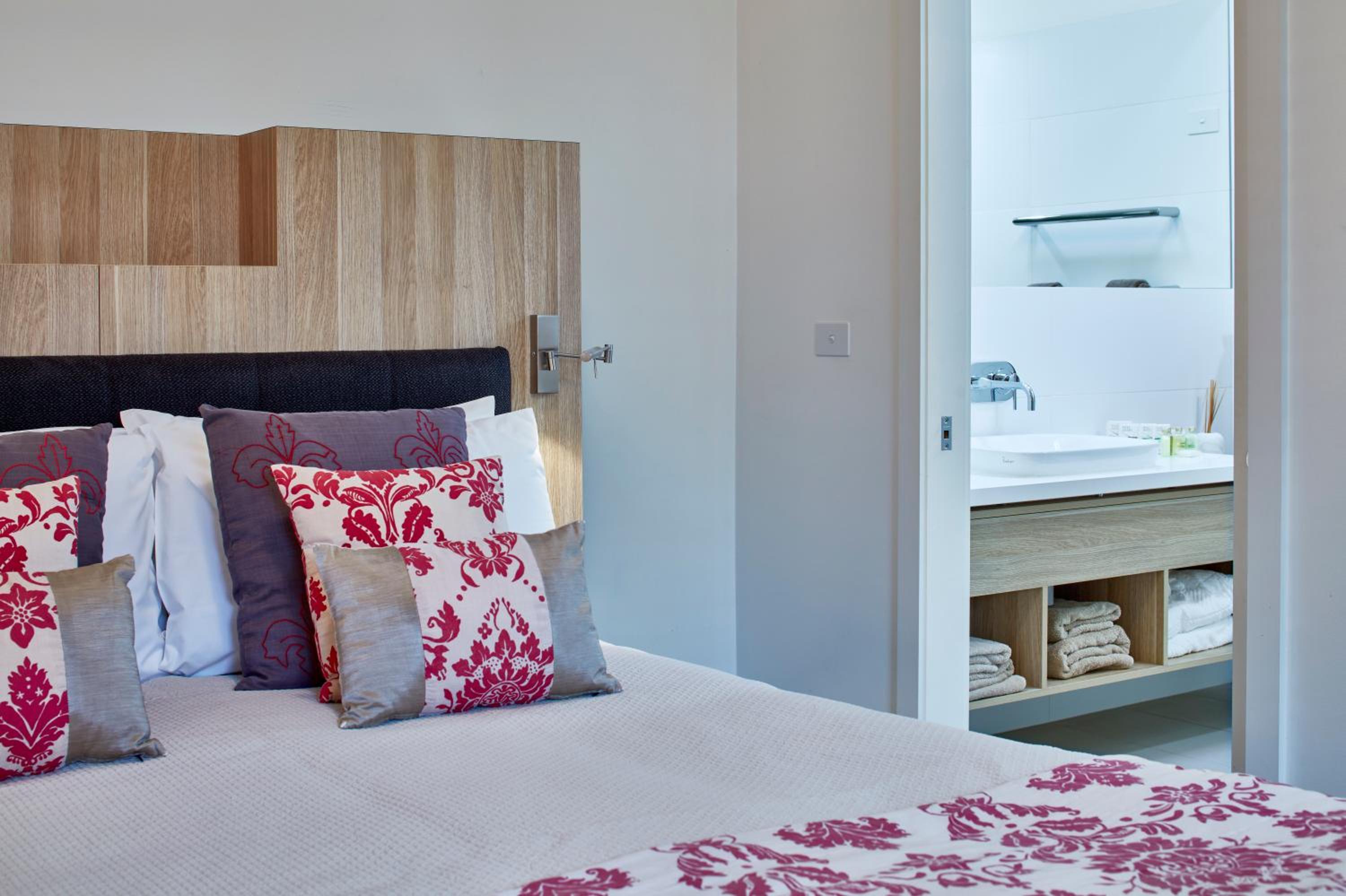 One-Bedroom House photo 1